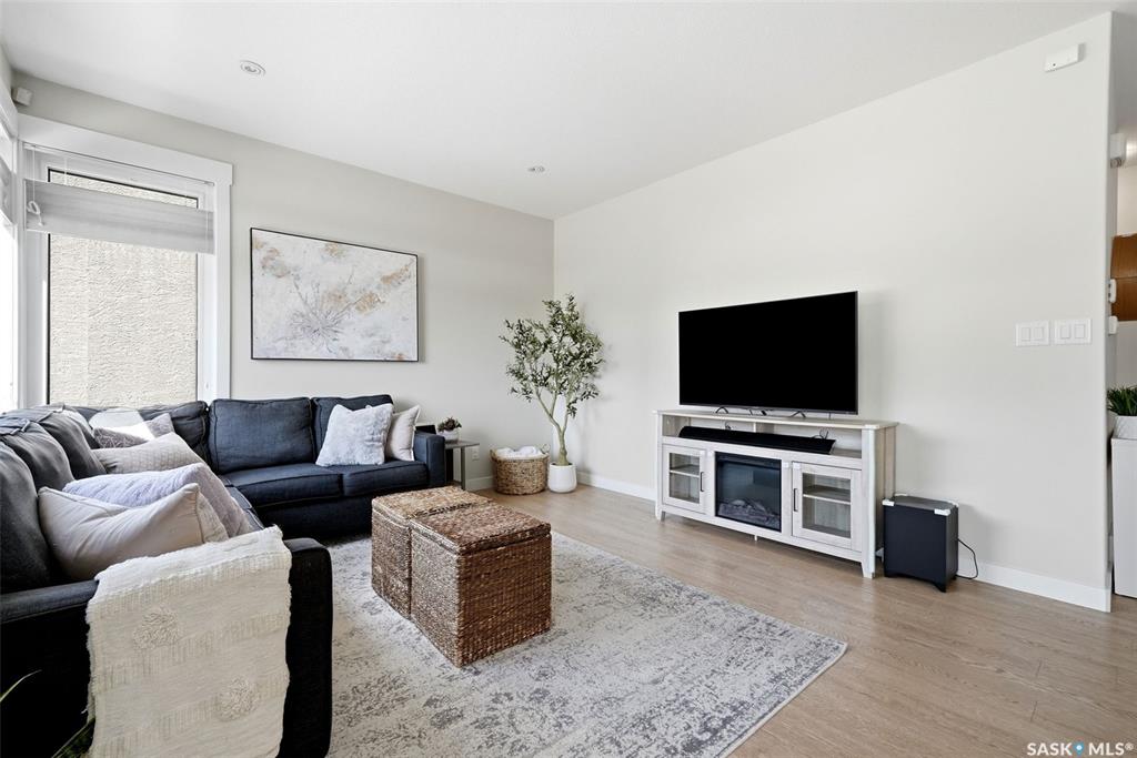 Second View of 4929 Green Brooks Way E, Greens on Gardiner, Regina, Saskatchewan, S4V 3K5