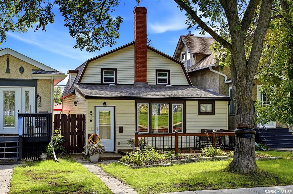 MLS® listing #SK050766 for sale located at 3719 Victoria Avenue