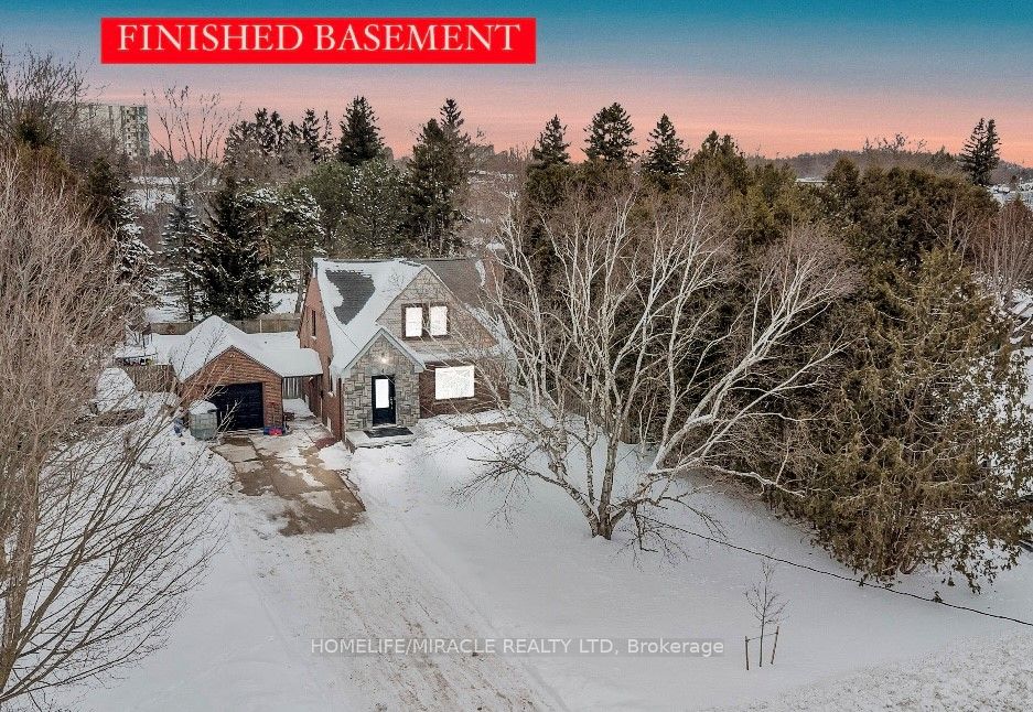 MLS® listing #X11981484 for sale located at 4 Glendale Ave
