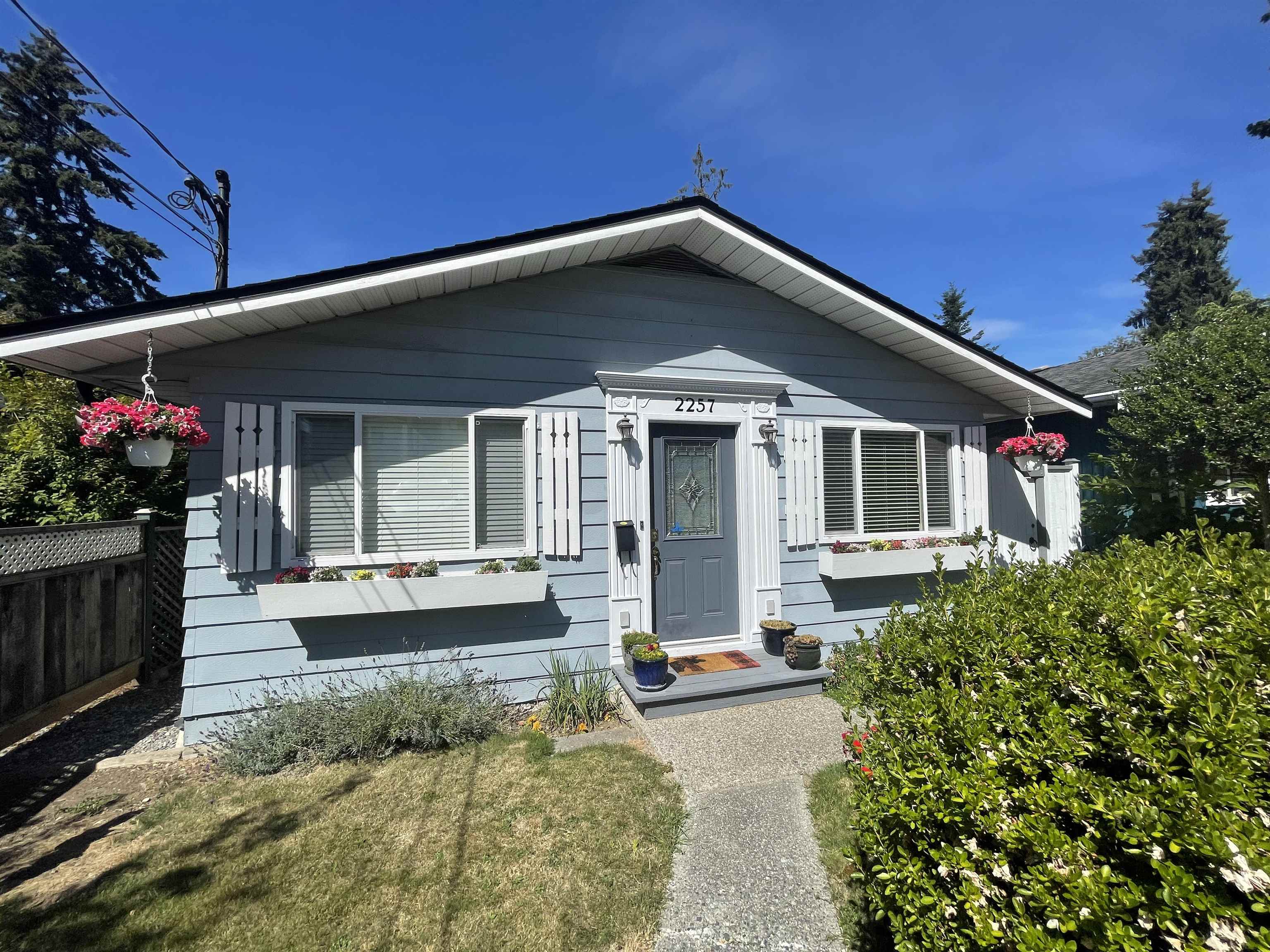 2257 HAWTHORNE AVENUE, Port Coquitlam BC V3C 1W7, R2925561, BC,