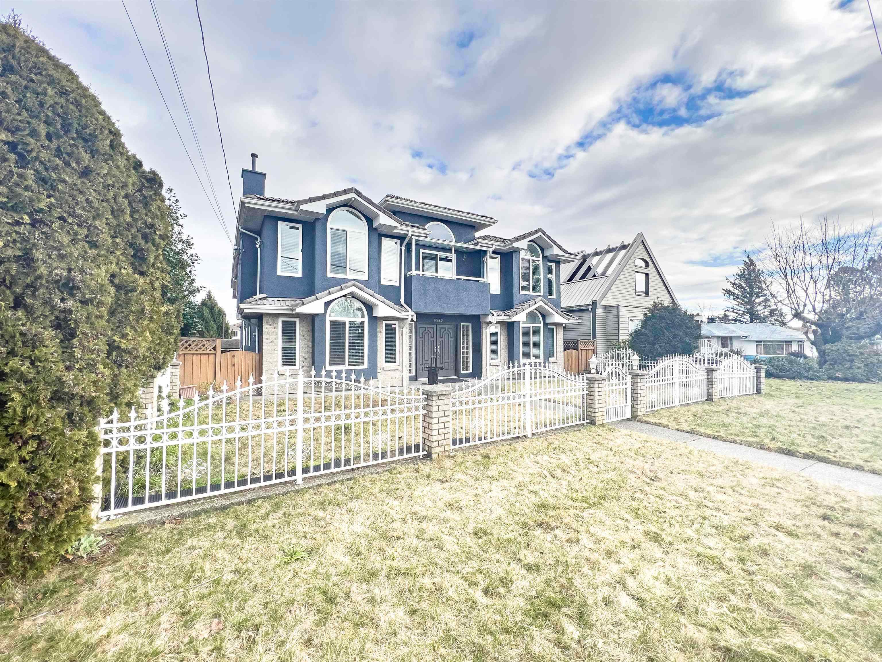 6970 WILLINGDON AVENUE, Burnaby BC V5J 3R2, R2974937, BC,