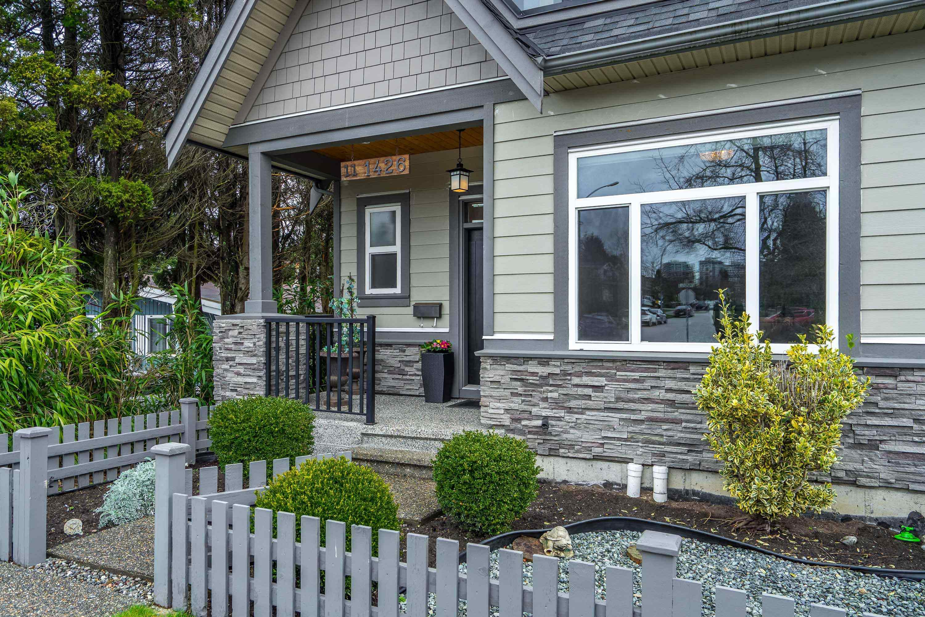 11 1426 FINLAY STREET, R2978064, BC,
