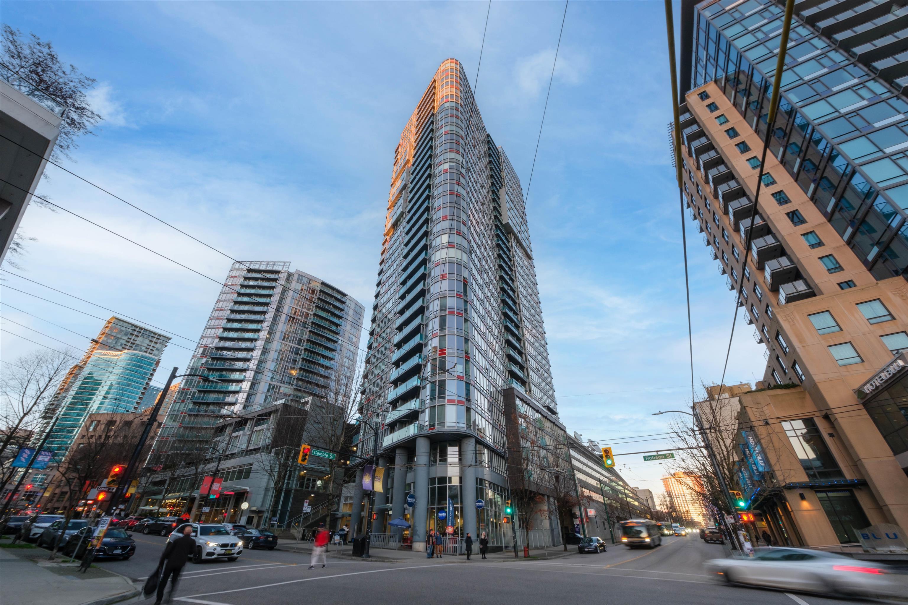 1108 233 ROBSON STREET, R2978649, BC,