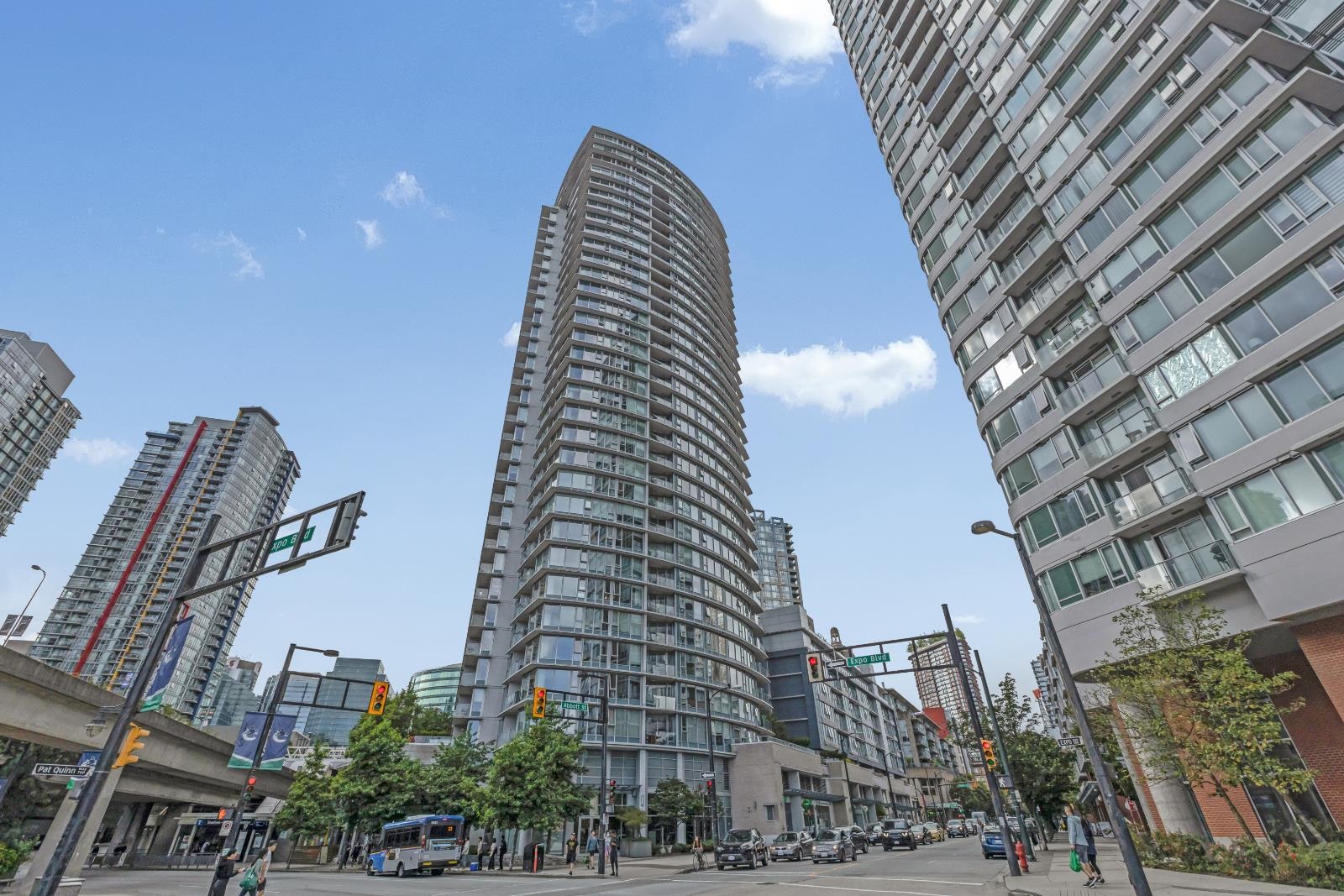 3201 689 ABBOTT STREET, R2979268, BC,