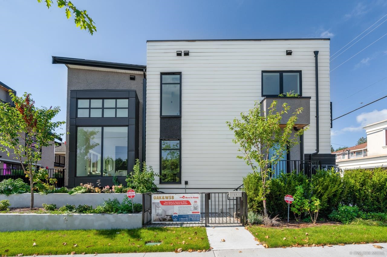 7351 OAK STREET, Vancouver BC V0V 0V0, R2980043, BC,