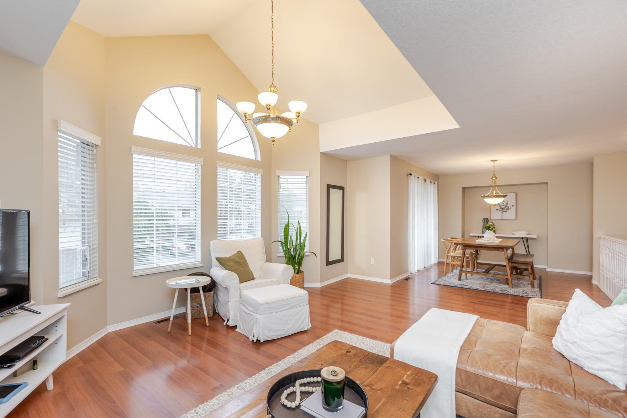 1350 SUTHERLAND AVENUE, Port Coquitlam BC V3B 7G7, R2982212, BC,
