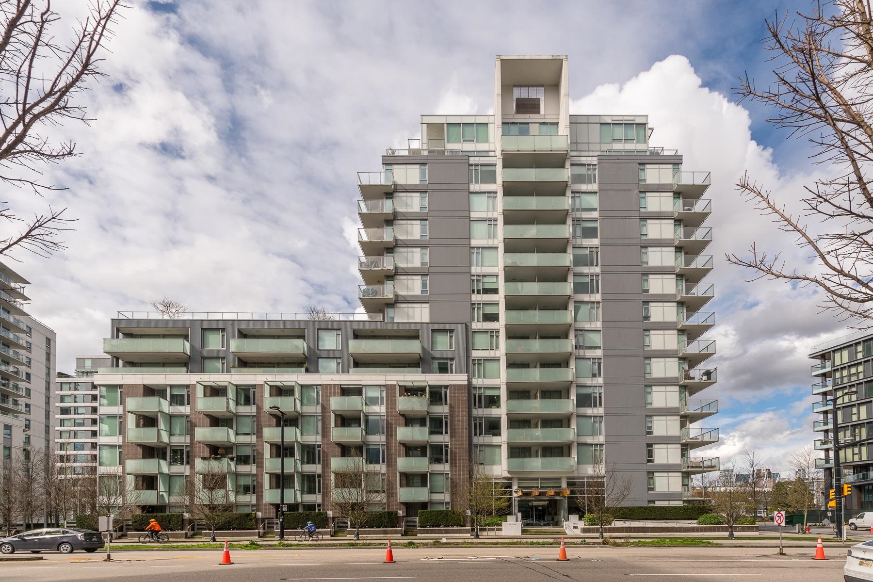 516 1661 QUEBEC STREET, R2985346, BC,