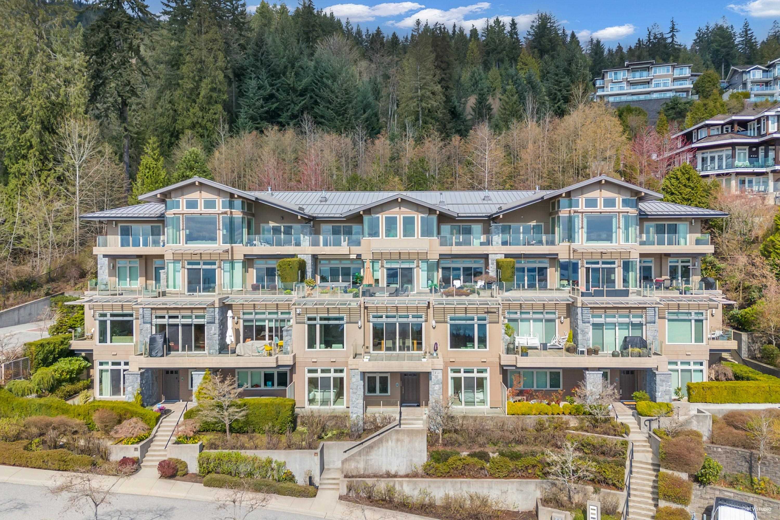 102 2575 GARDEN COURT, R2987242, BC,