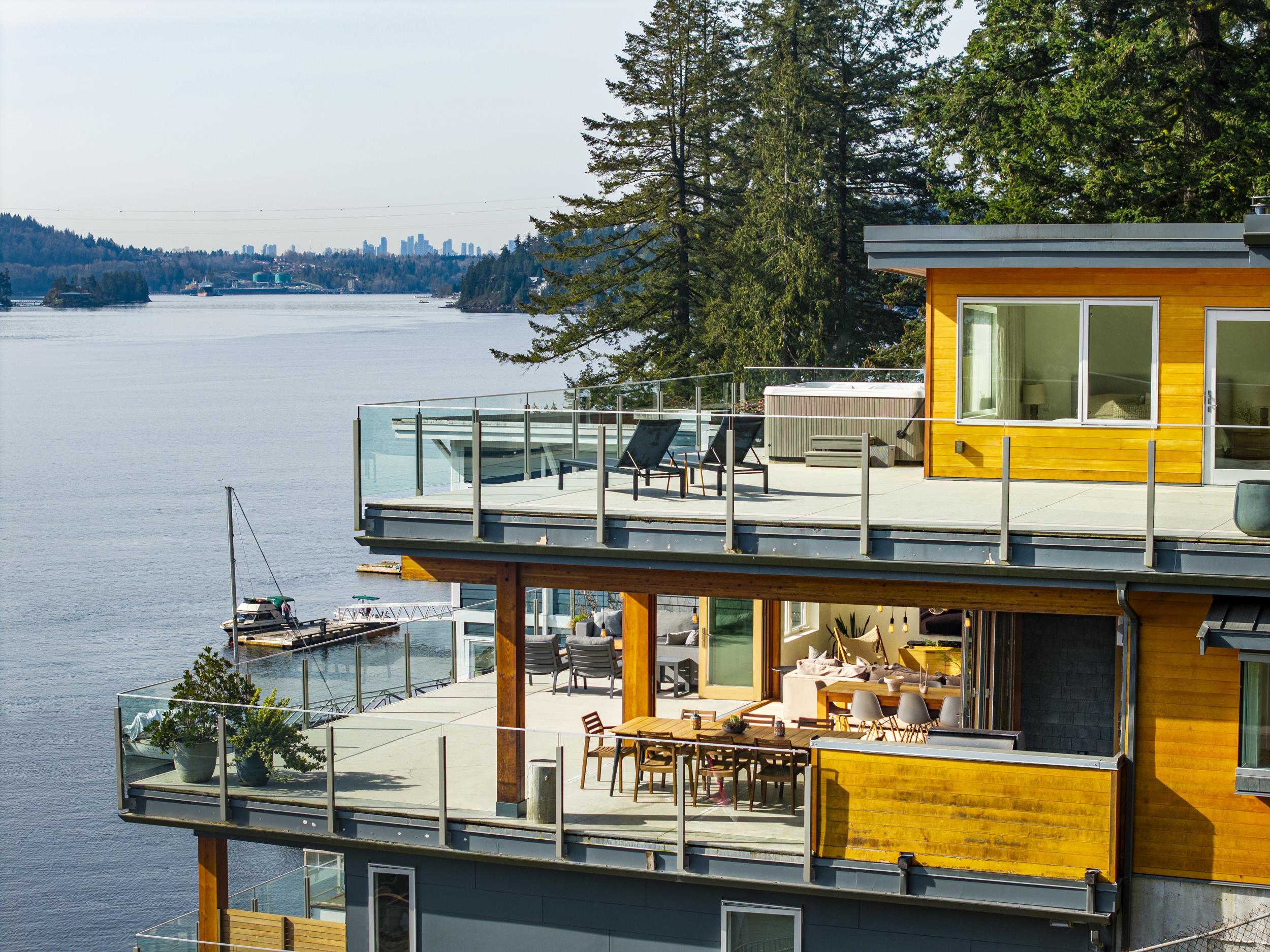 5577 INDIAN RIVER DRIVE, North Vancouver BC V7G 2T7, R2990100, BC,