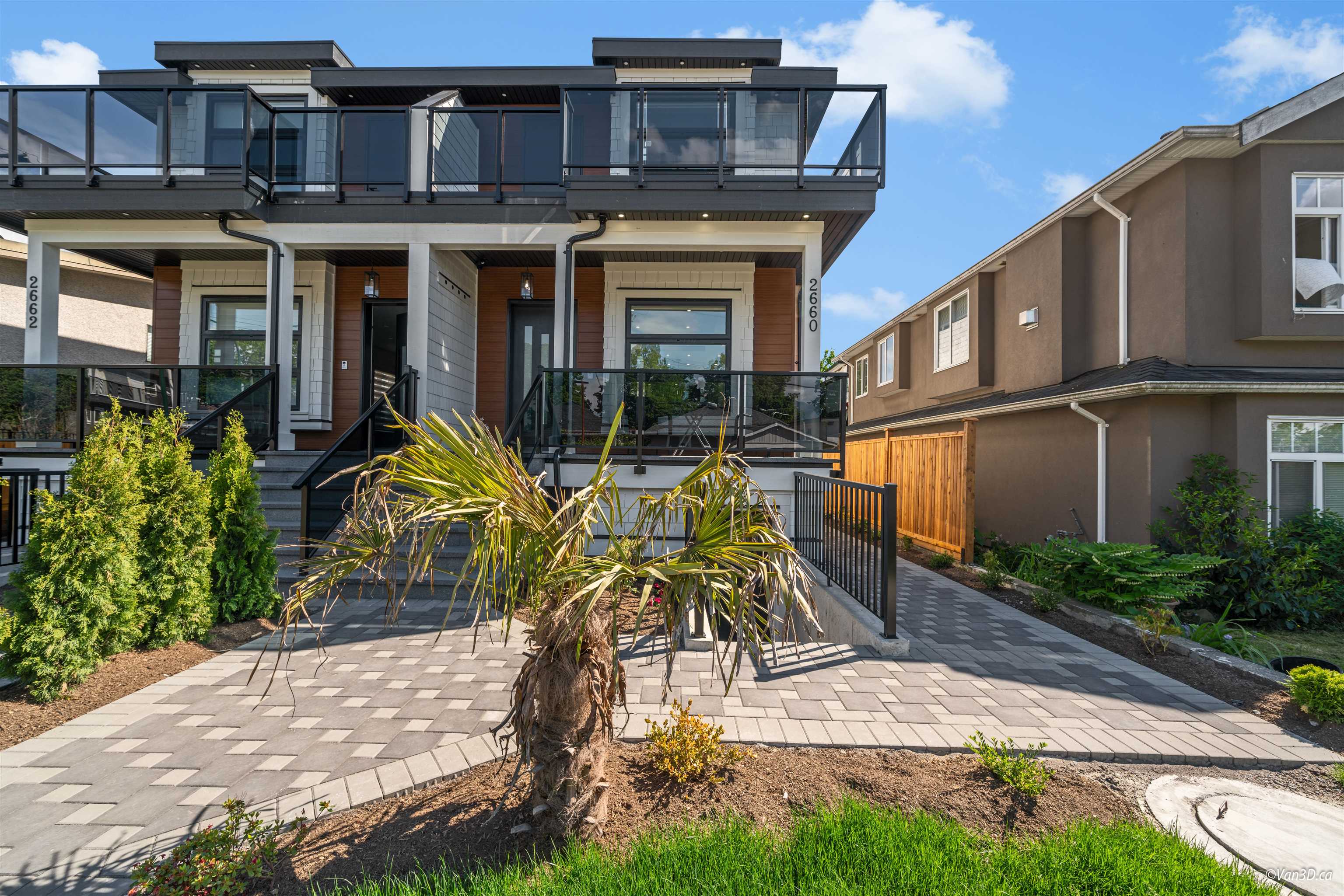 2660 E 26TH AVENUE, Vancouver BC V5R 1K9, R2993274, BC,