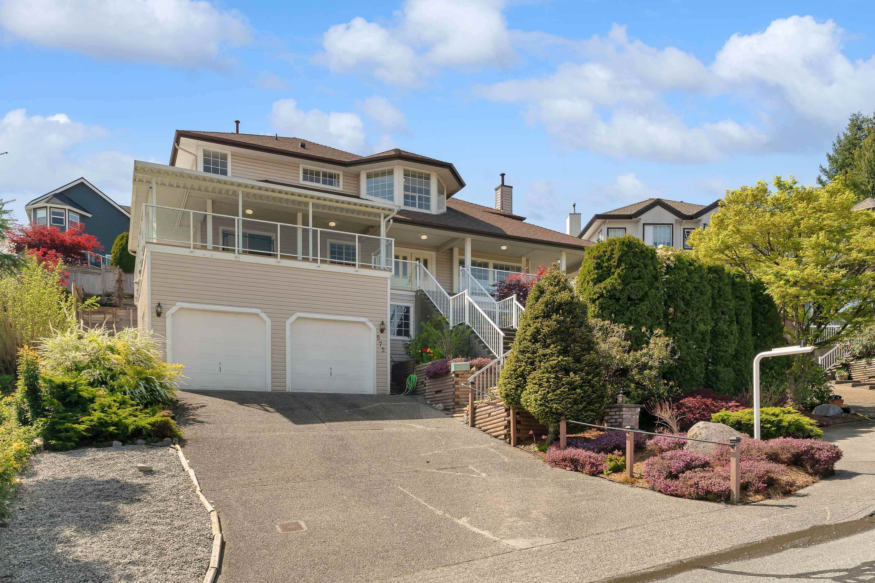575 CLEARWATER WAY, Coquitlam BC V3C 5W5, R2993397, BC,