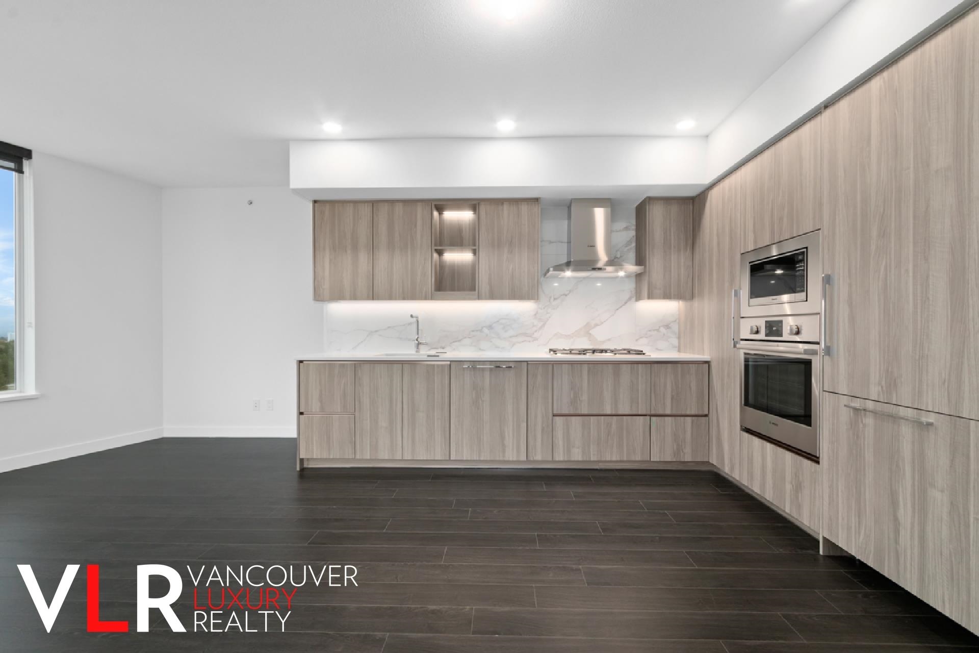 3304 9887 WHALLEY BOULEVARD, R2998556, BC,