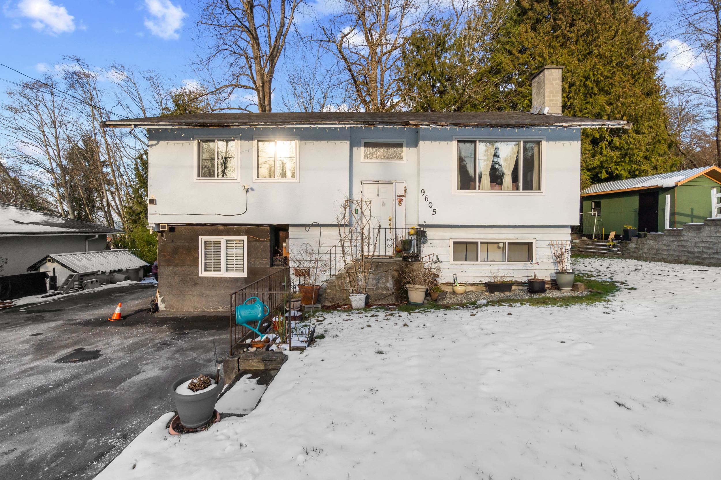 9605 QUEENS PLACE, Surrey BC V3V 2S2, R2999130, BC,