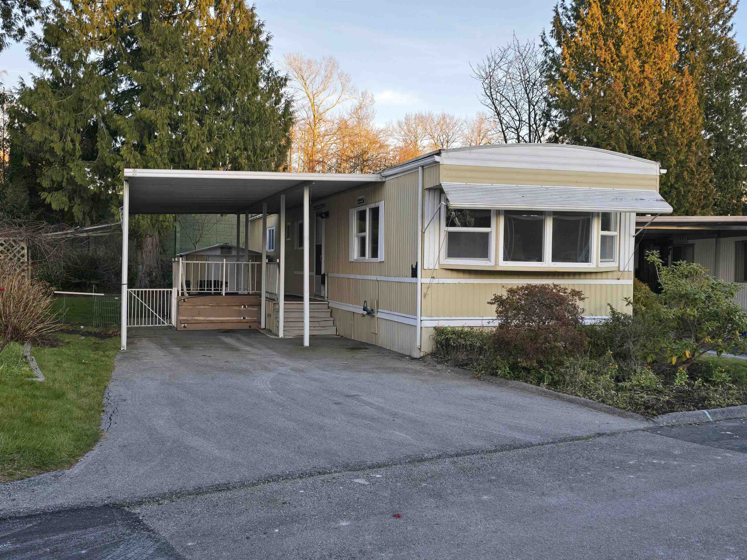 125 1840 160 STREET, R3000011, BC,