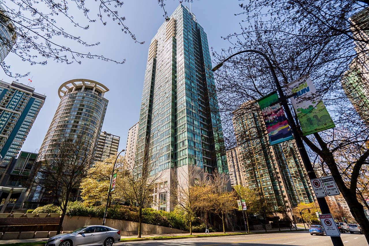 702 1288 GEORGIA STREET, R3000997, BC,