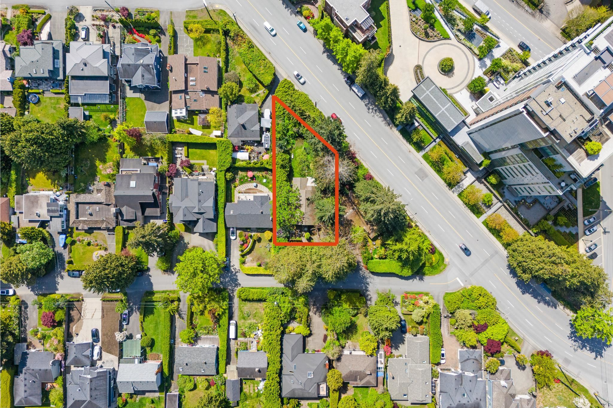 2270 GORDON AVENUE, West Vancouver BC V7V 1W3, R3001758, BC,