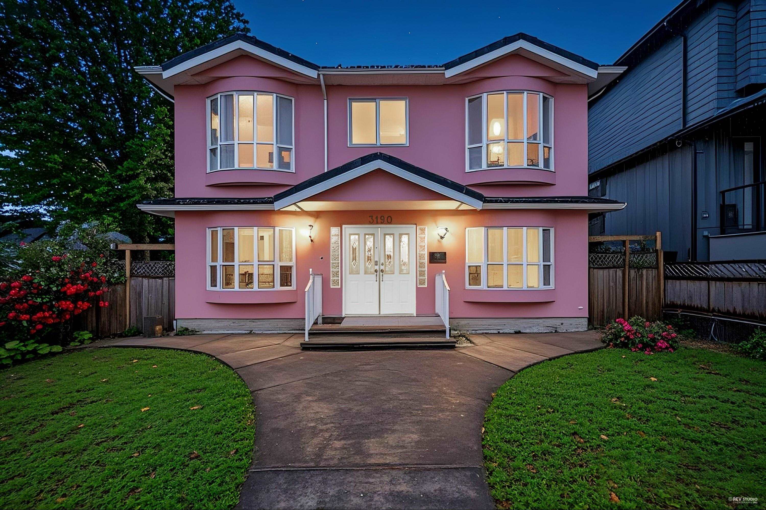 3190 GRANT STREET, Vancouver BC V5K 3H9, R3002158, BC,
