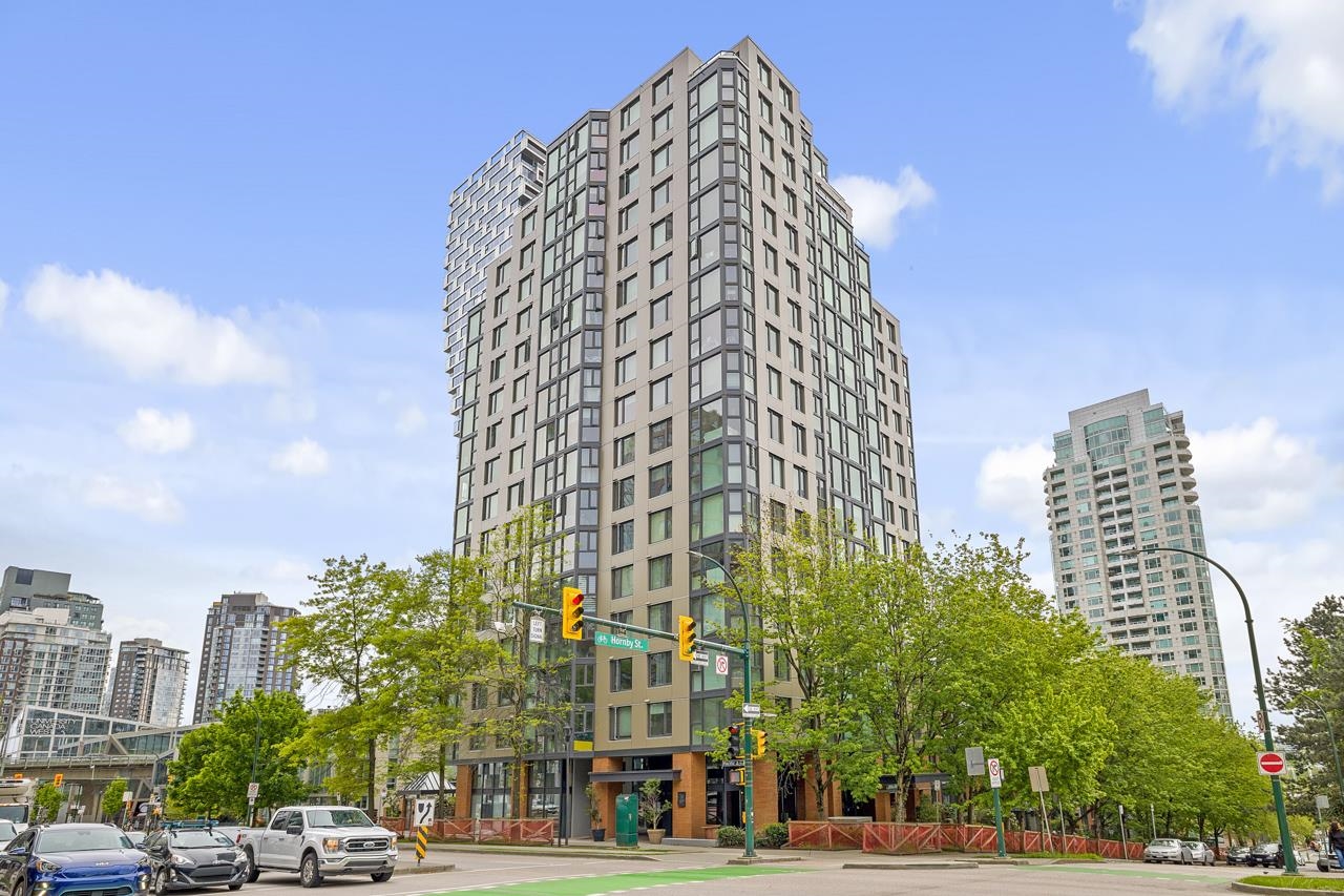 1706 888 PACIFIC STREET, R3002184, BC,