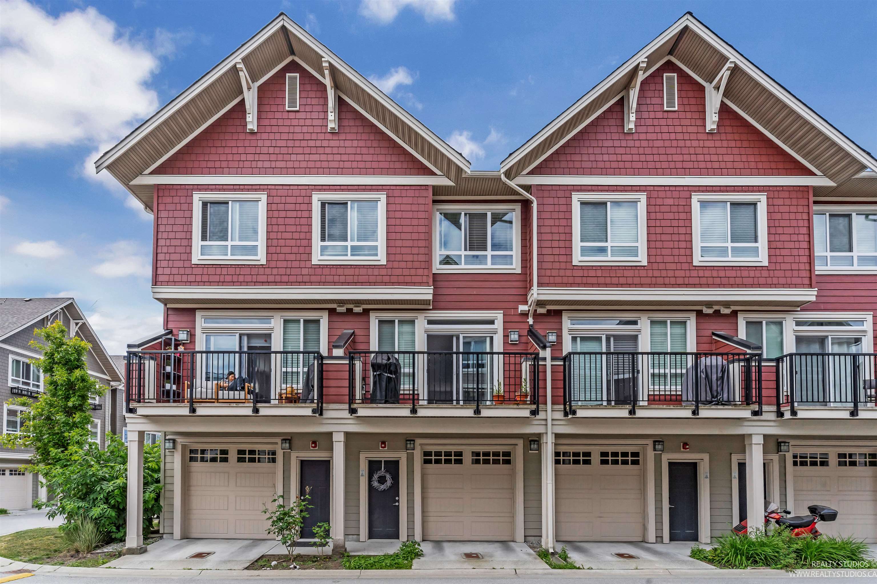 559 4688 HAWK LANE, R3002433, BC,
