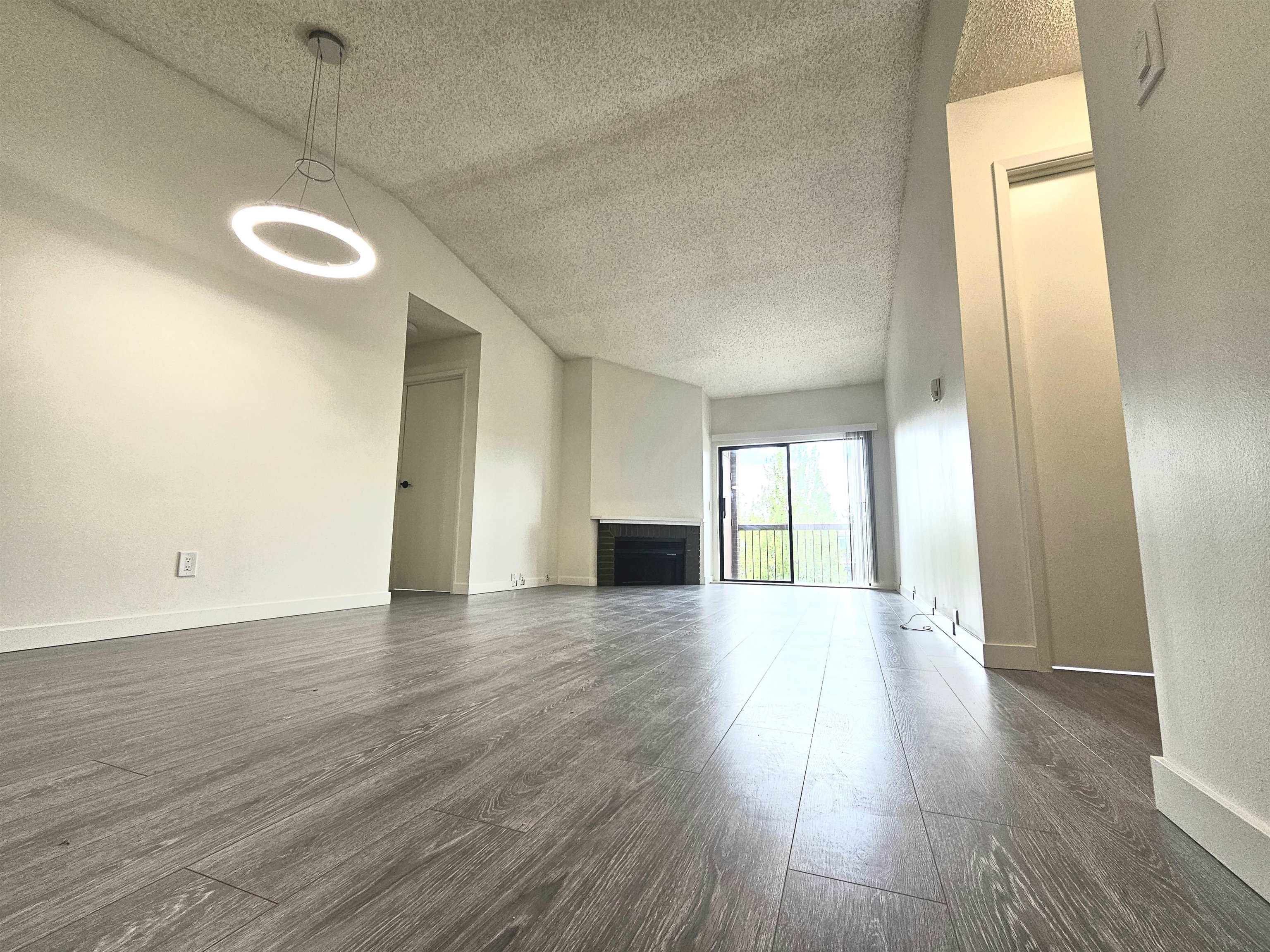 304 8511 WESTMINSTER HIGHWAY, R3003209, BC,