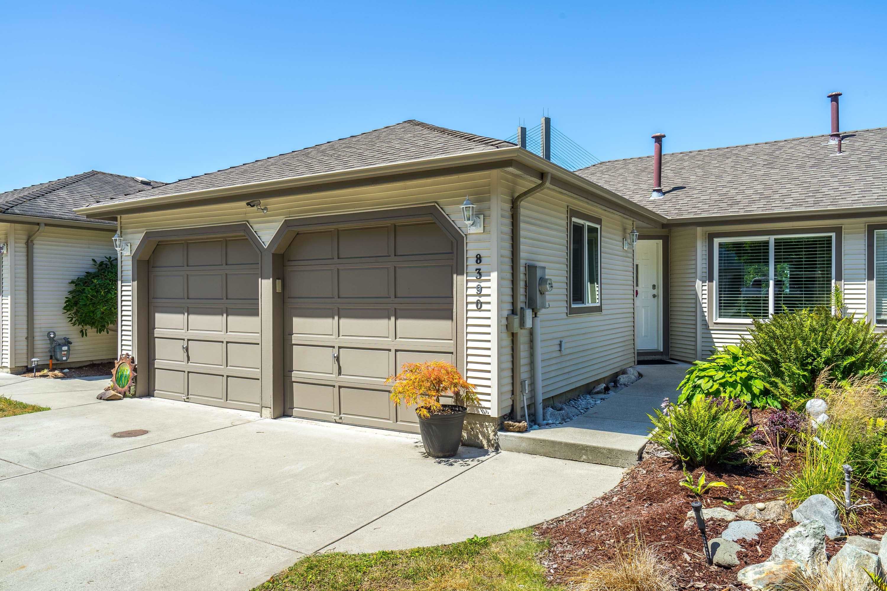 8390 CENTRE STREET, Delta BC V4C 3X4, R3003451, BC,