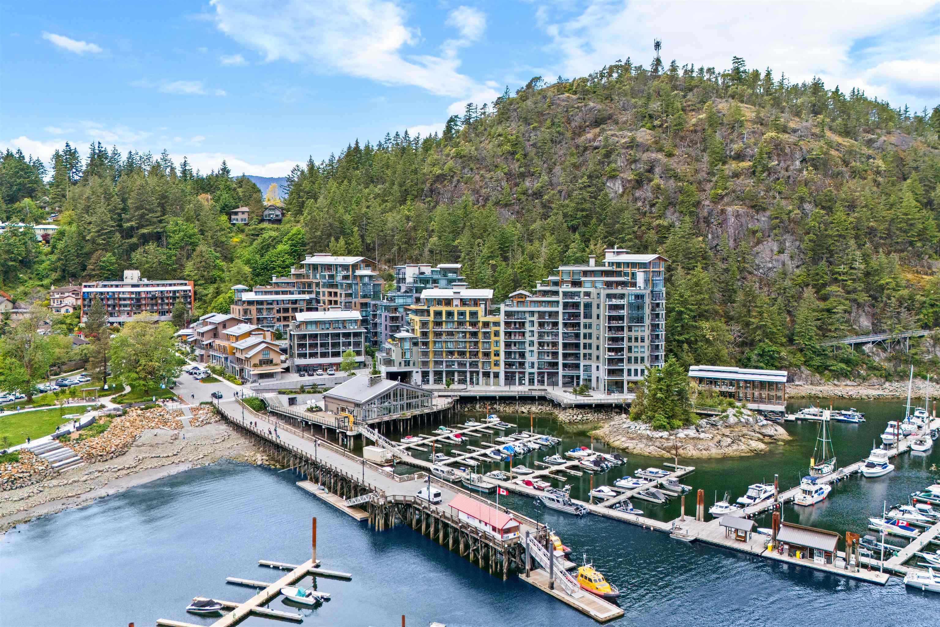 402 6699 NELSON AVENUE, R3005433, BC,