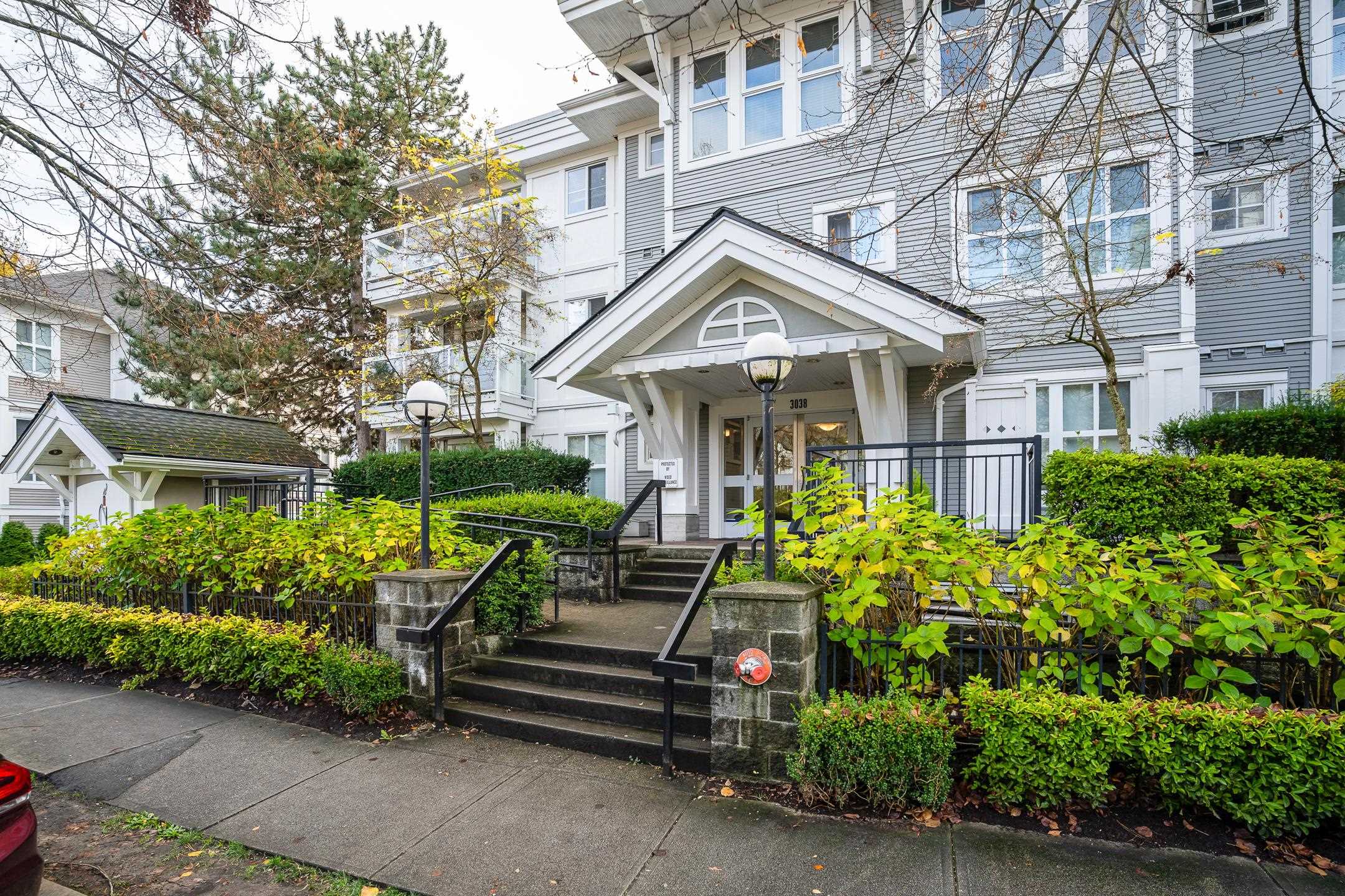 207 3038 KENT AVENUE SOUTH, R3007270, BC,