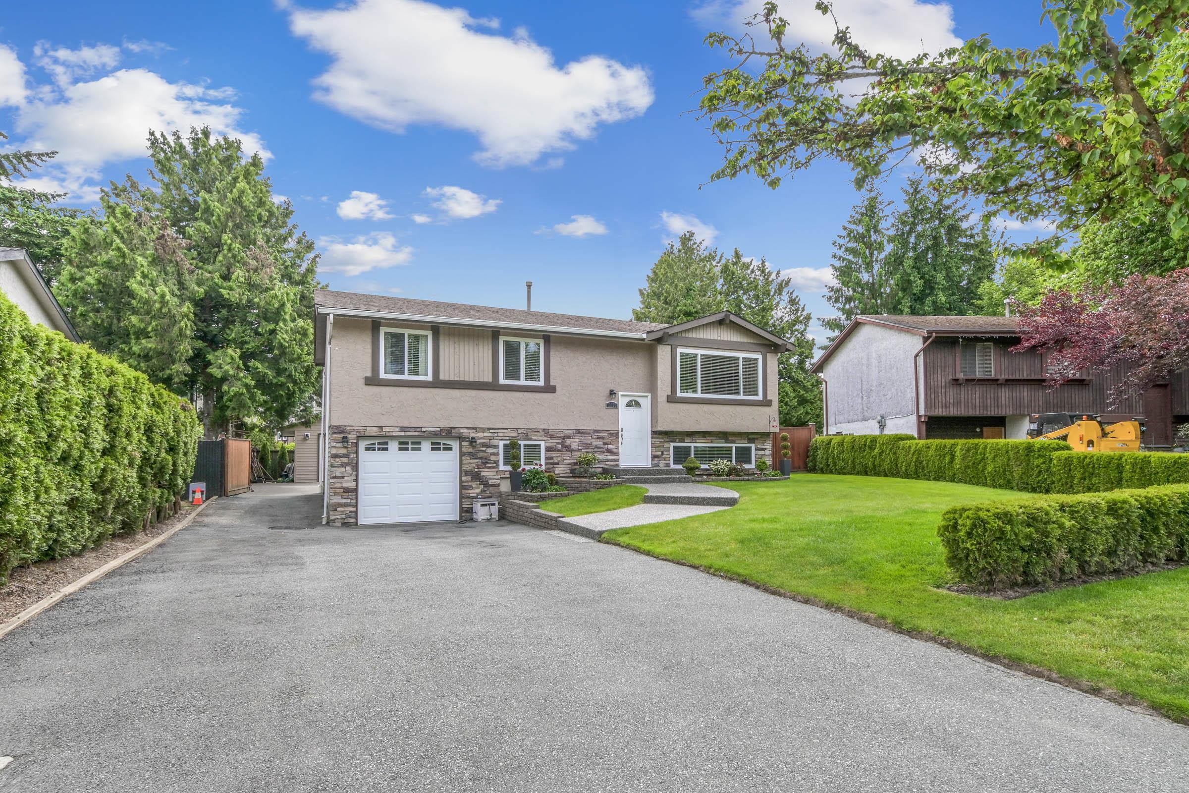 19360 62A AVENUE, Surrey BC V3S 7L6, R3007425, BC,