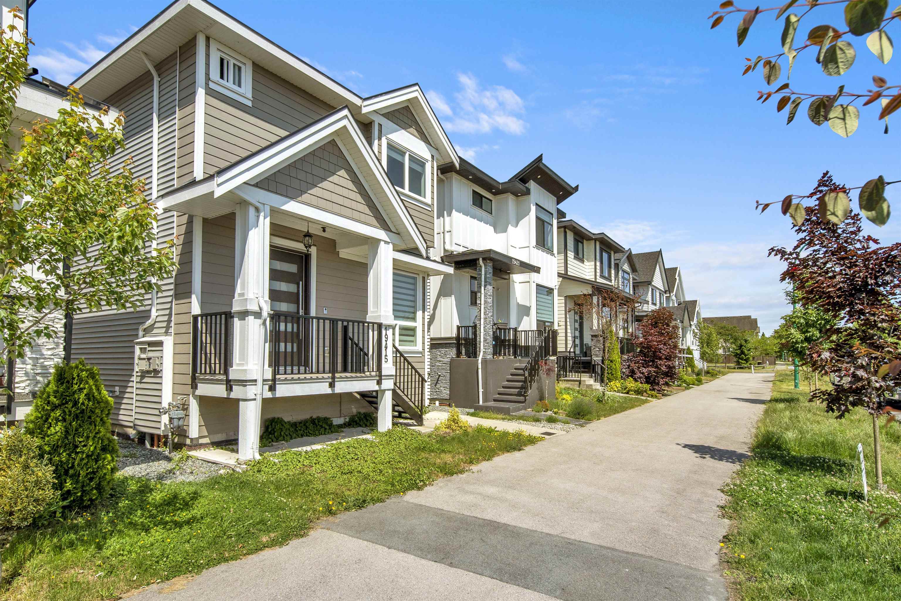 19415 70 AVENUE, Surrey BC V4N 1N2, R3007553, BC,