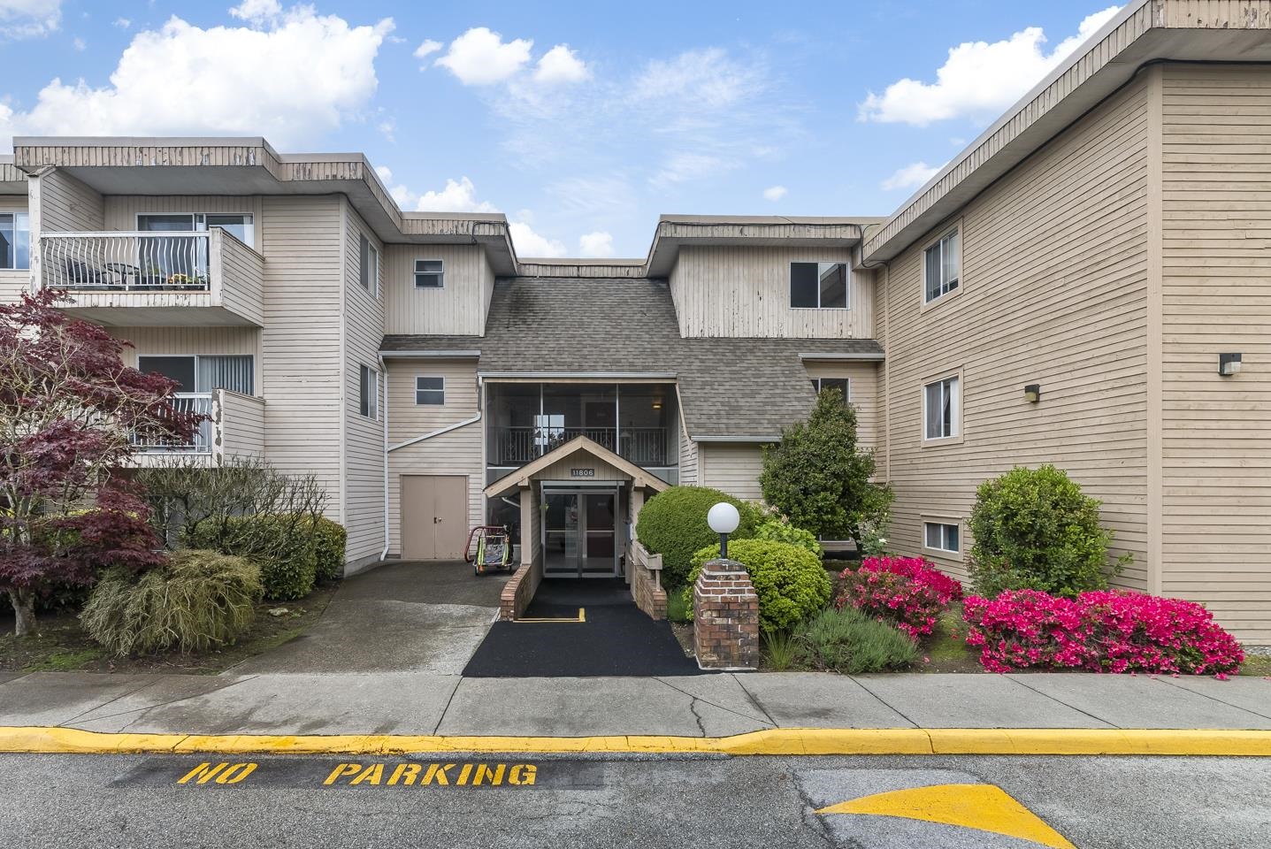 221 11806 88 AVENUE, R3008196, BC,