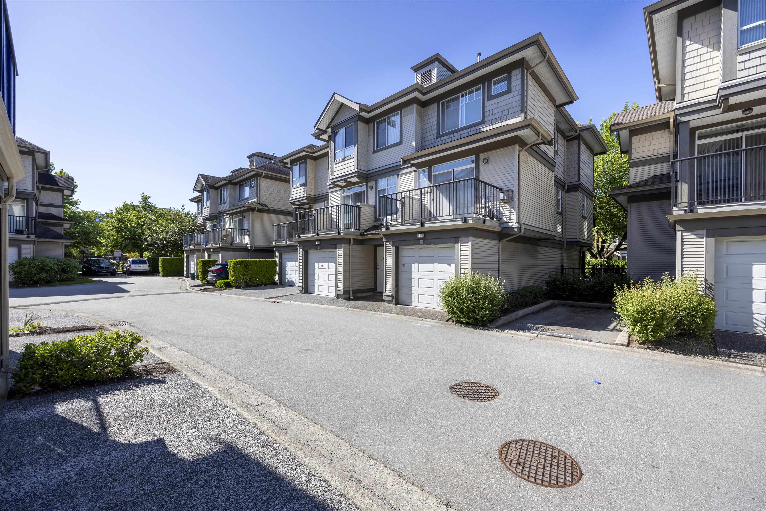 11 6300 ALDER STREET, R3008640, BC,