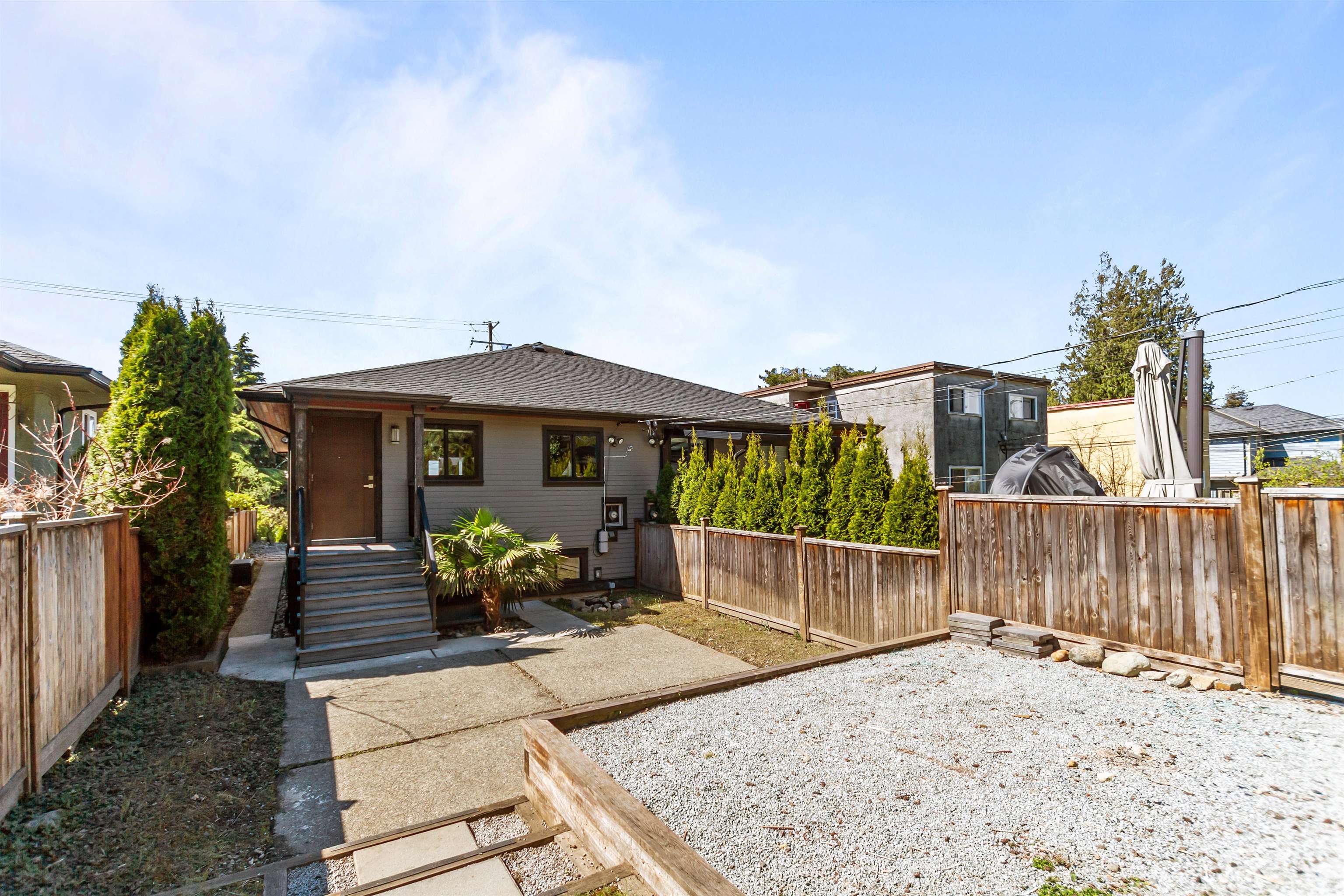 384 E 4TH STREET, North Vancouver BC V7L 1J2, R3013807, BC,