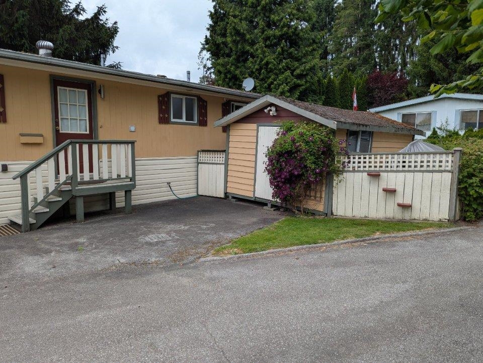 1 201 CAYER STREET, R3015068, BC,