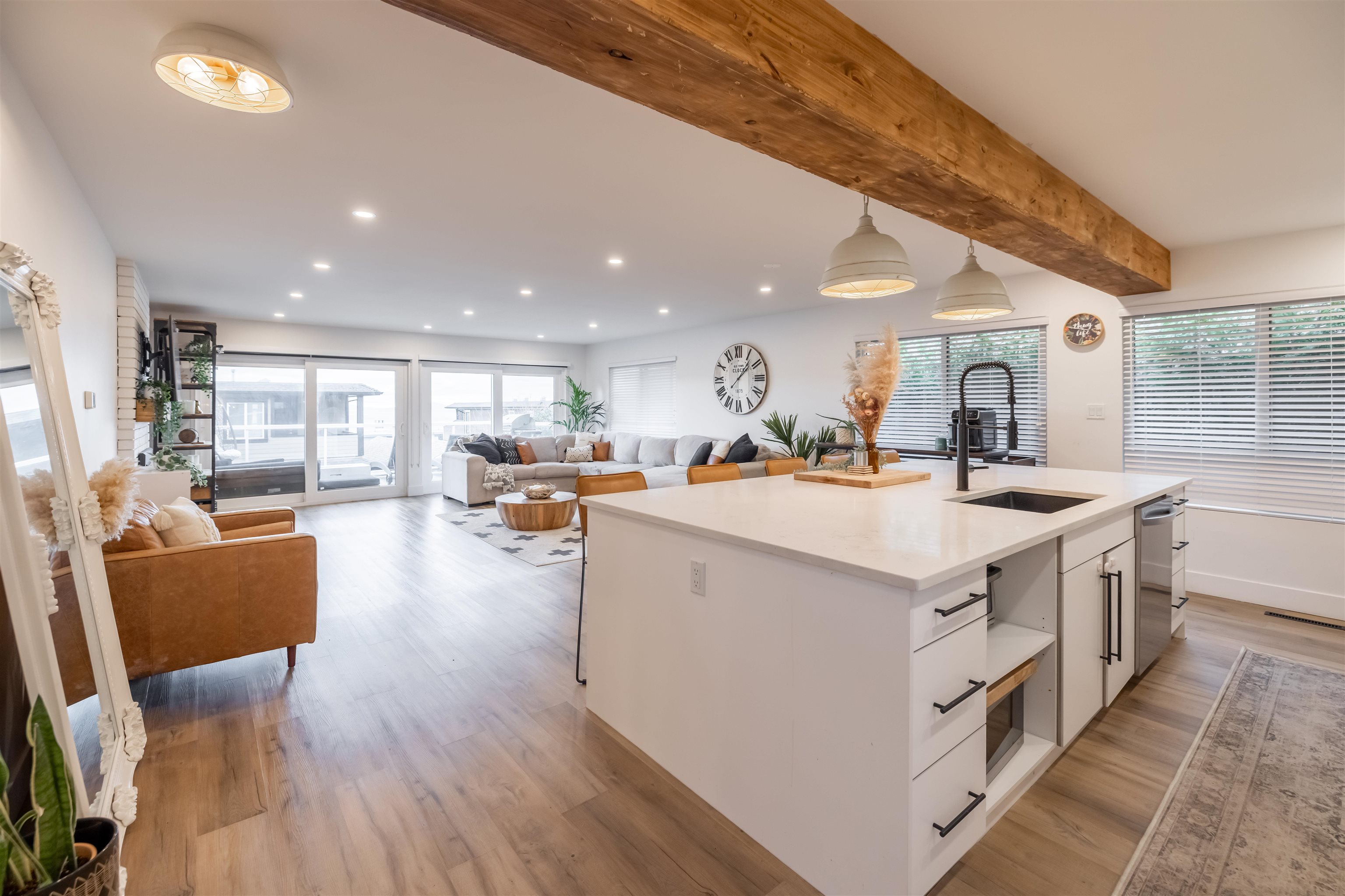 15170 BEACHVIEW AVENUE, White Rock BC V4B 1P6, R3015908, BC,