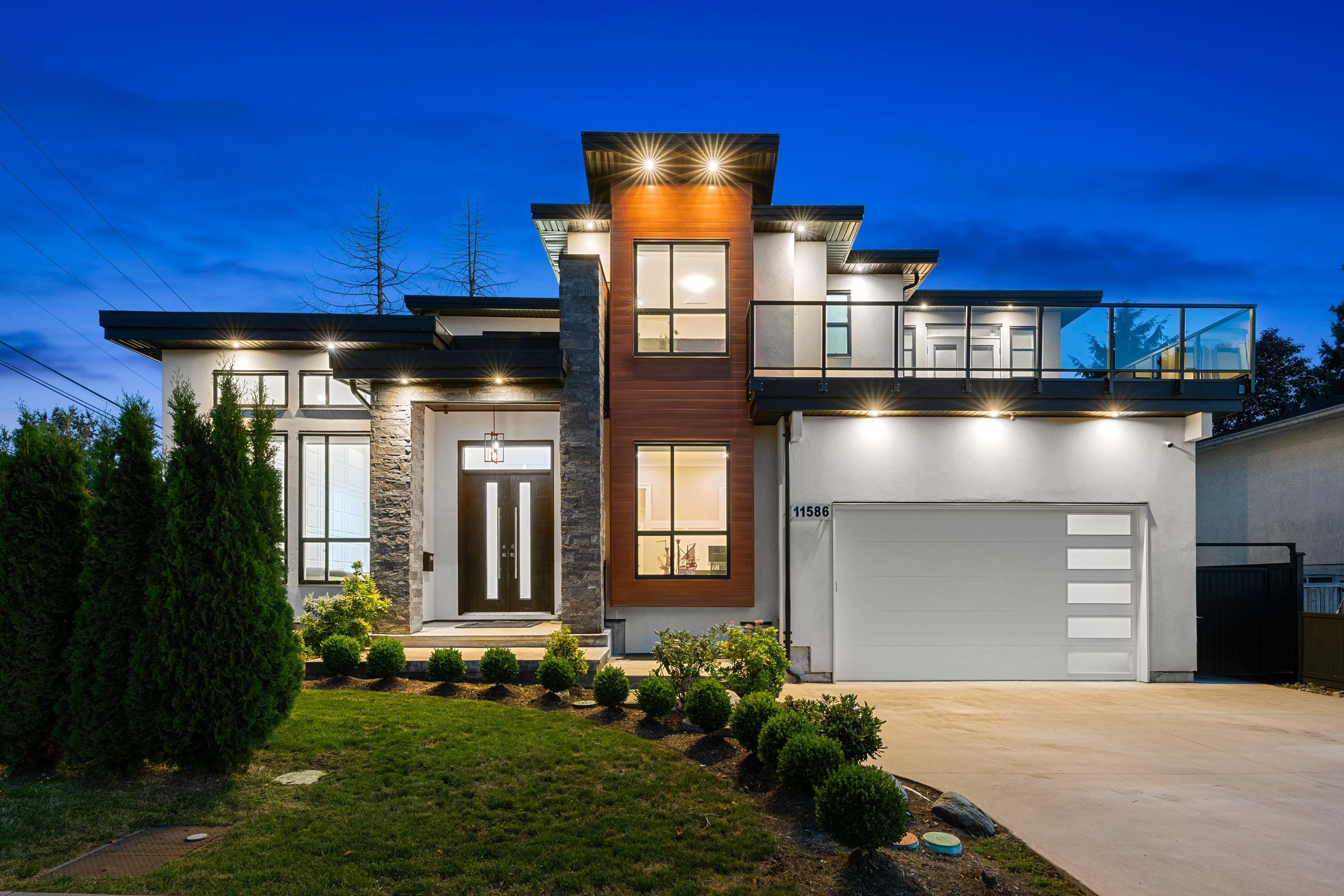 11586 84B AVENUE, Delta BC V4C 2T6, R3016161, BC,