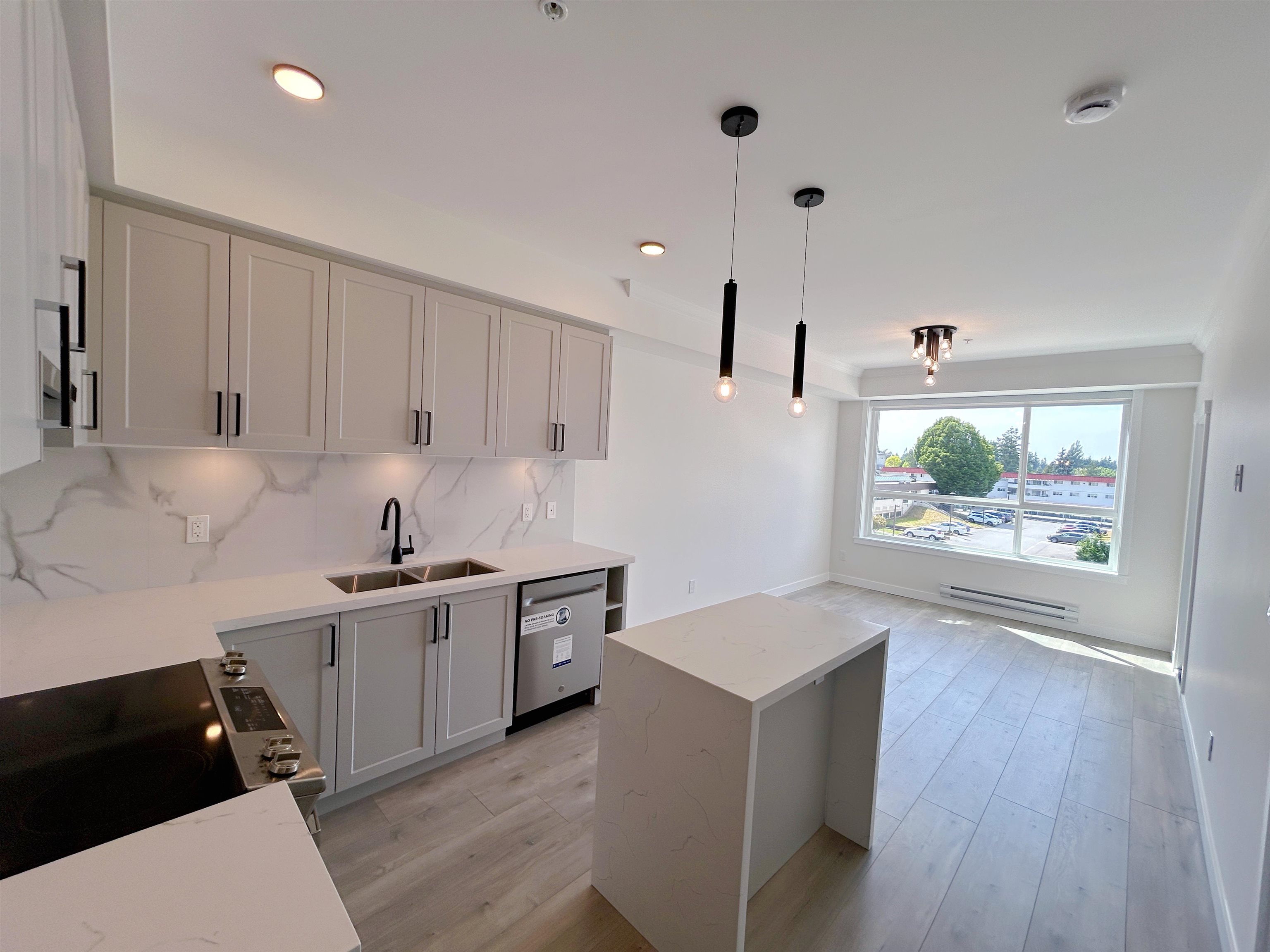 322 12109 223 STREET, R3016235, BC,