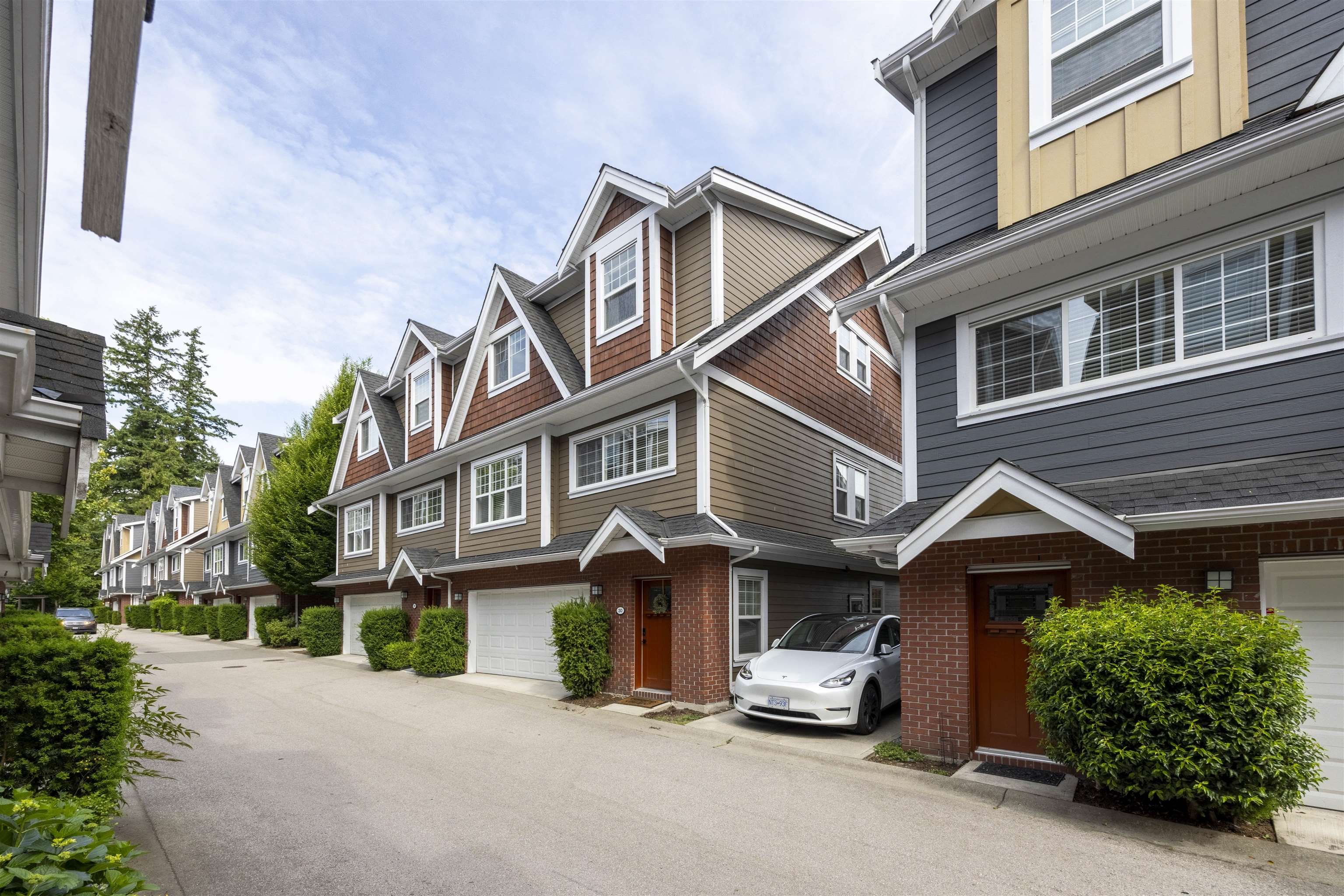 30 15988 32 AVENUE, R3016925, BC,