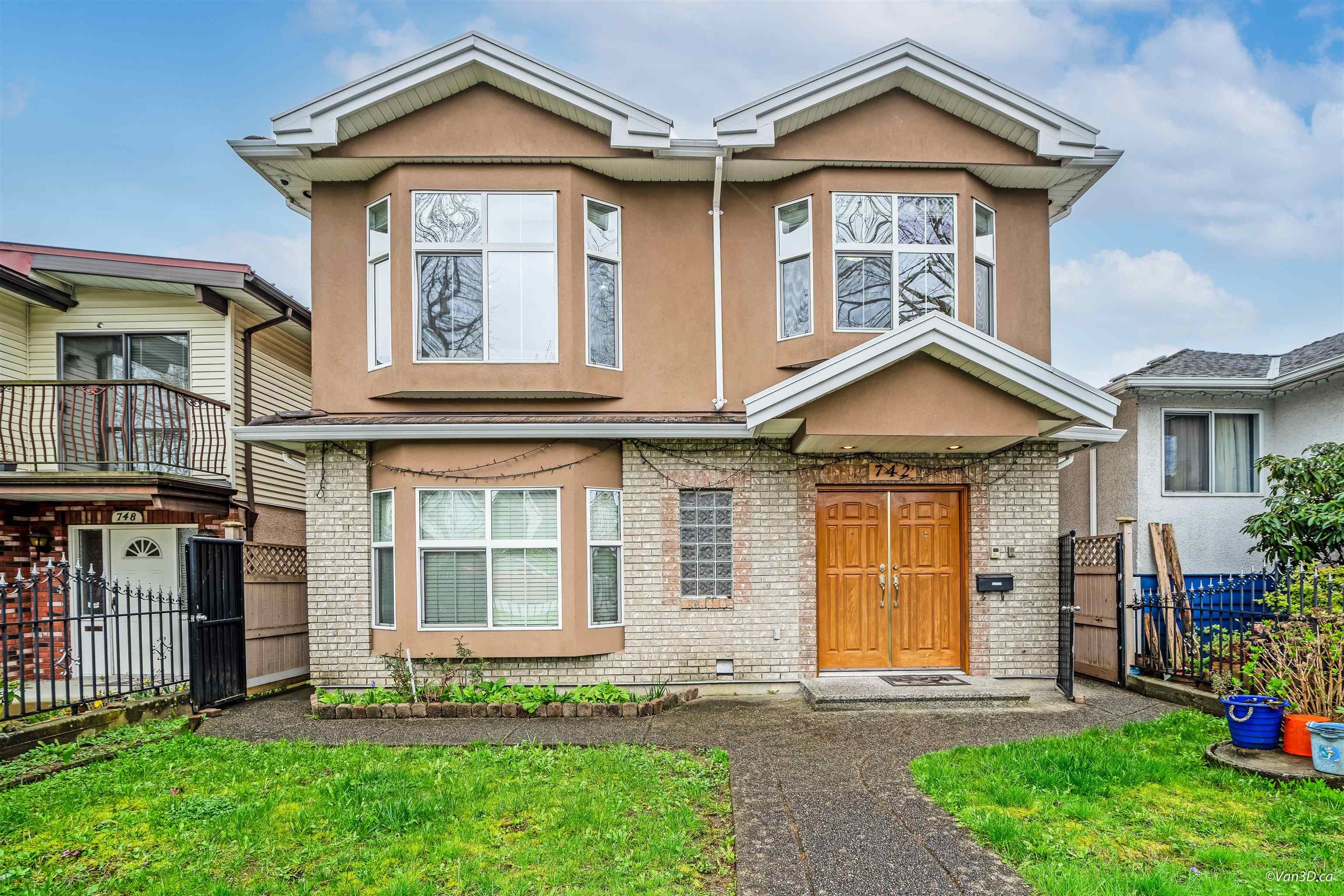 742 E 51ST AVENUE, Vancouver BC V5X 1E3, R3017261, BC,