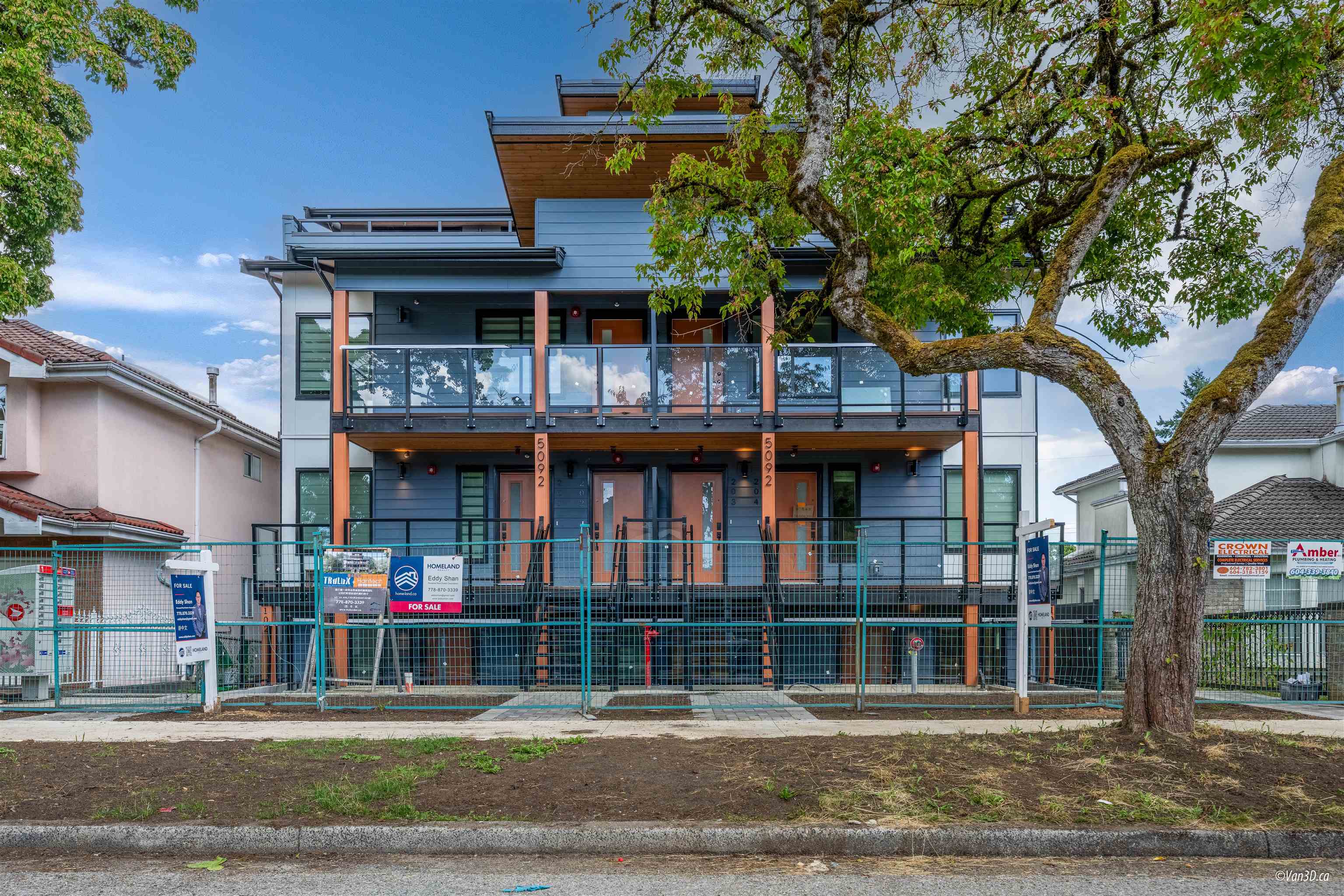 203 5092 SLOCAN STREET, R3017461, BC,