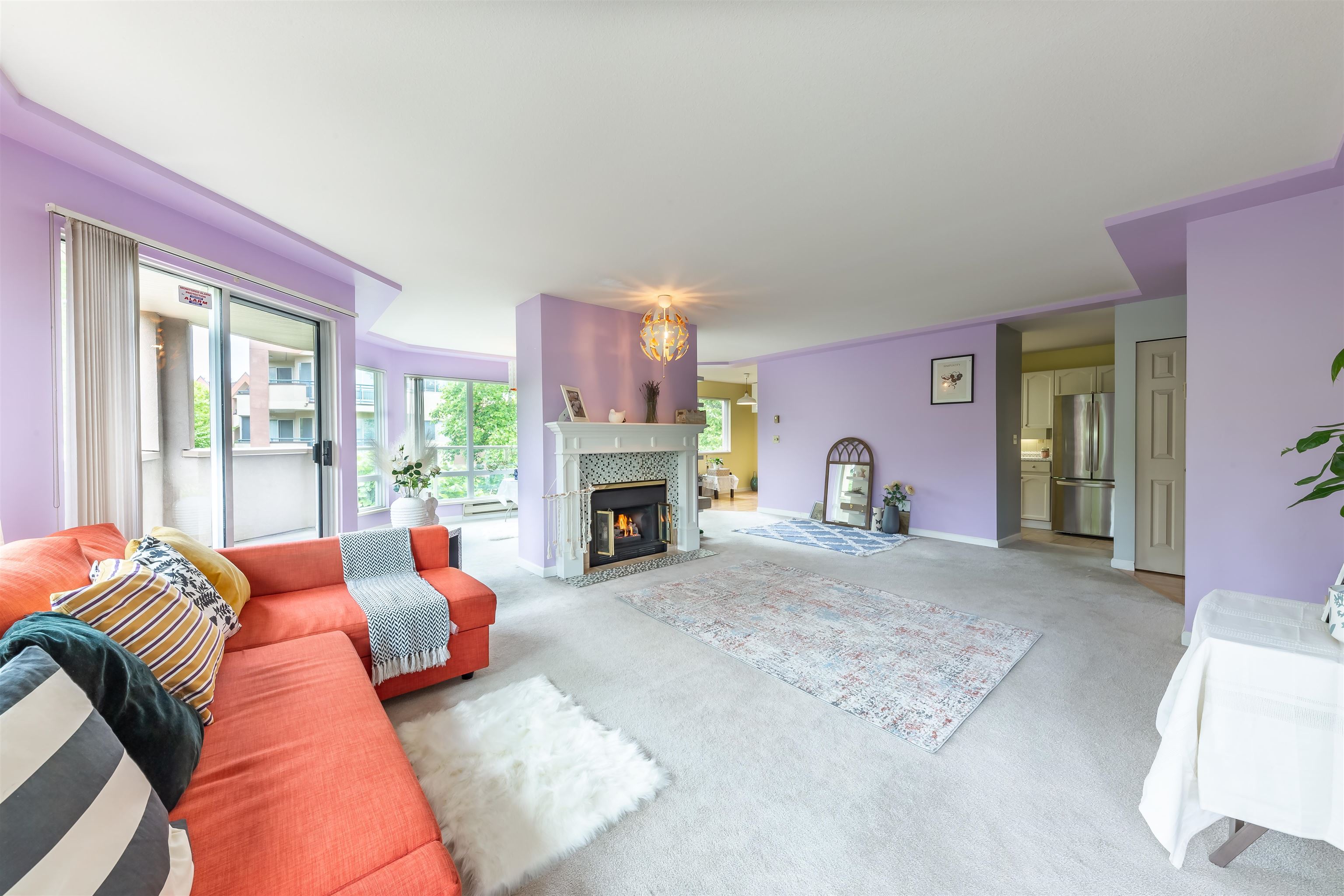 260 8611 ACKROYD ROAD, R3017988, BC,