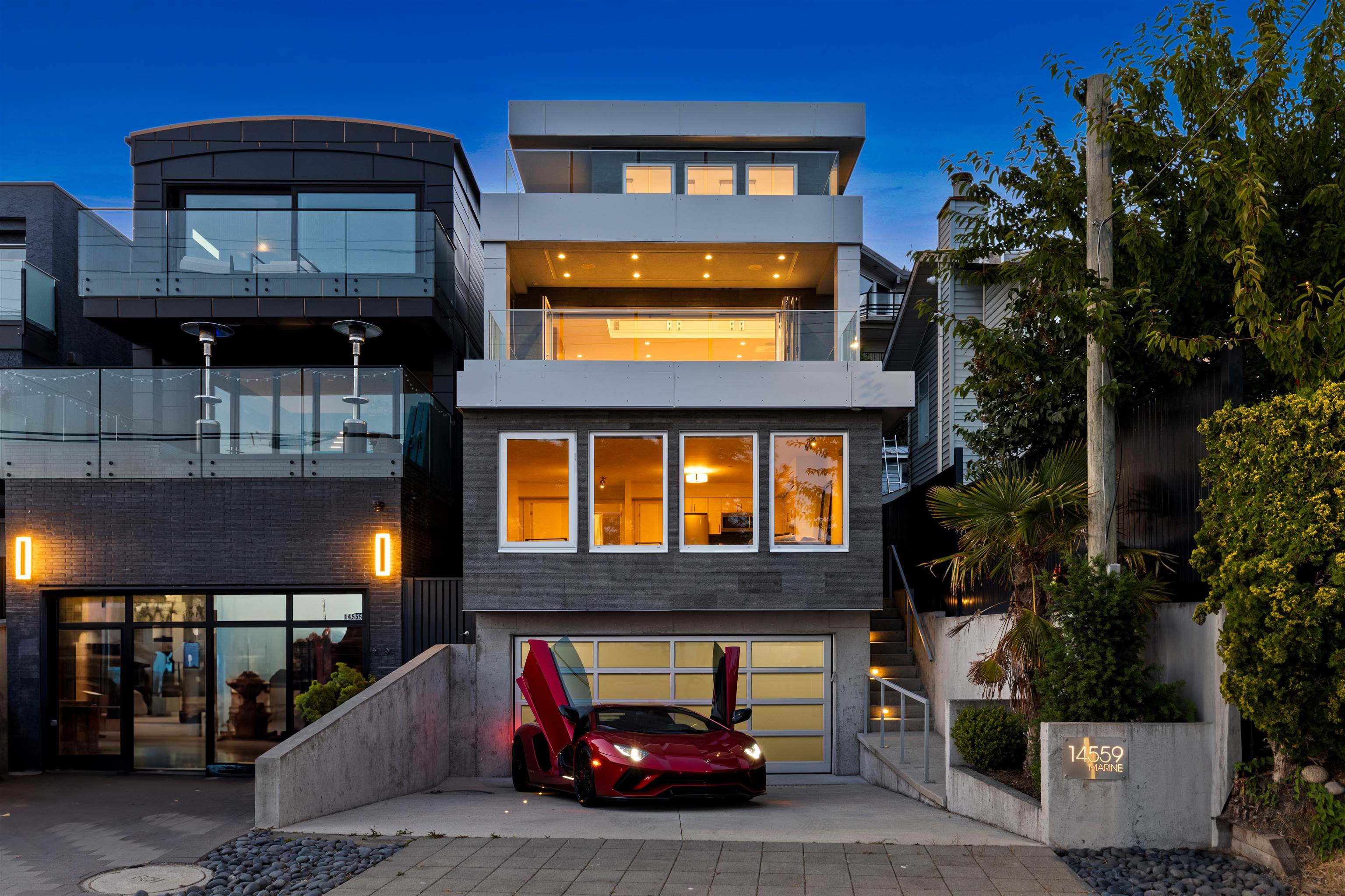 14559 MARINE DRIVE, White Rock BC V4A 0A9, R3018904, BC,
