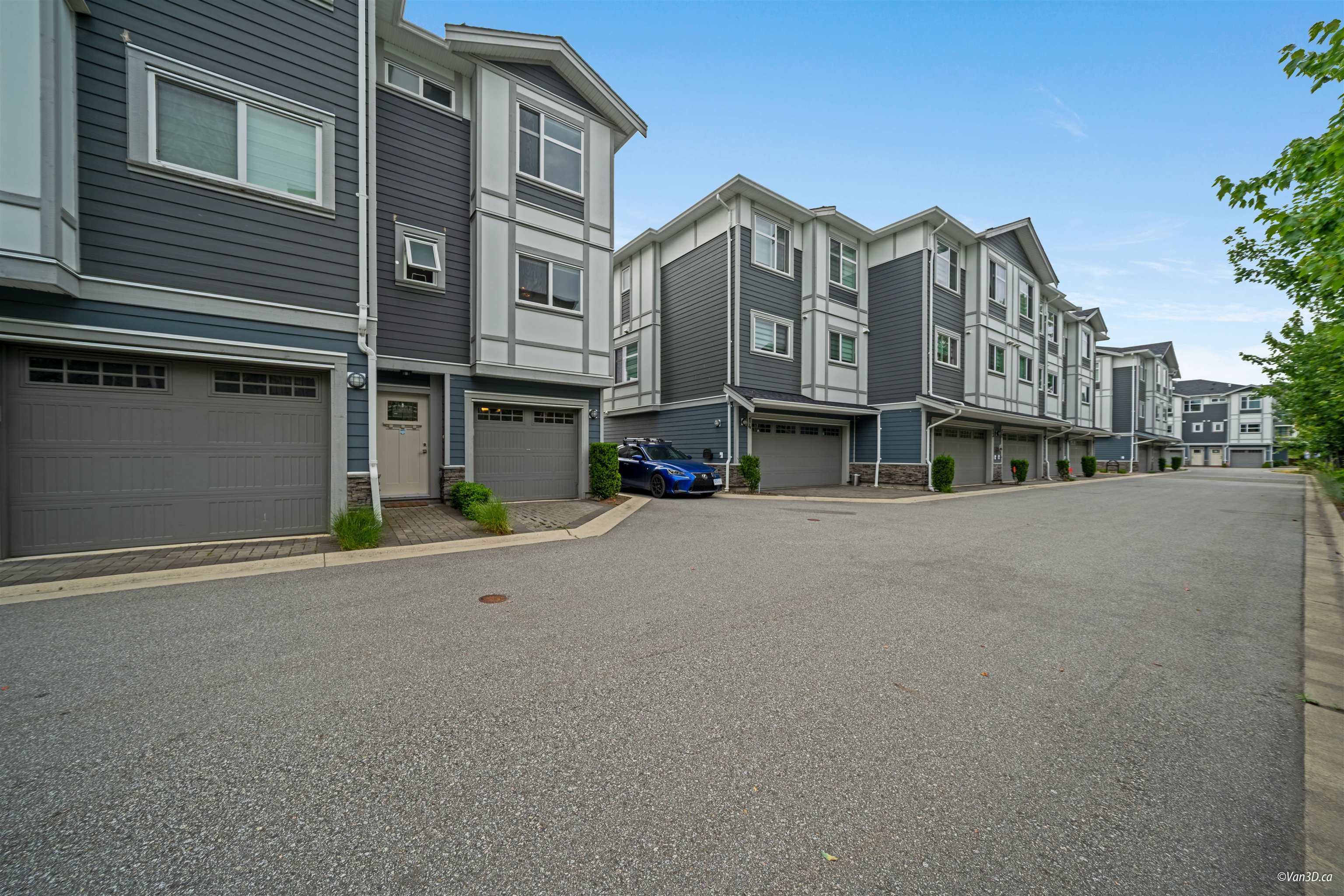 15 9560 ALEXANDRA ROAD, R3018956, BC,
