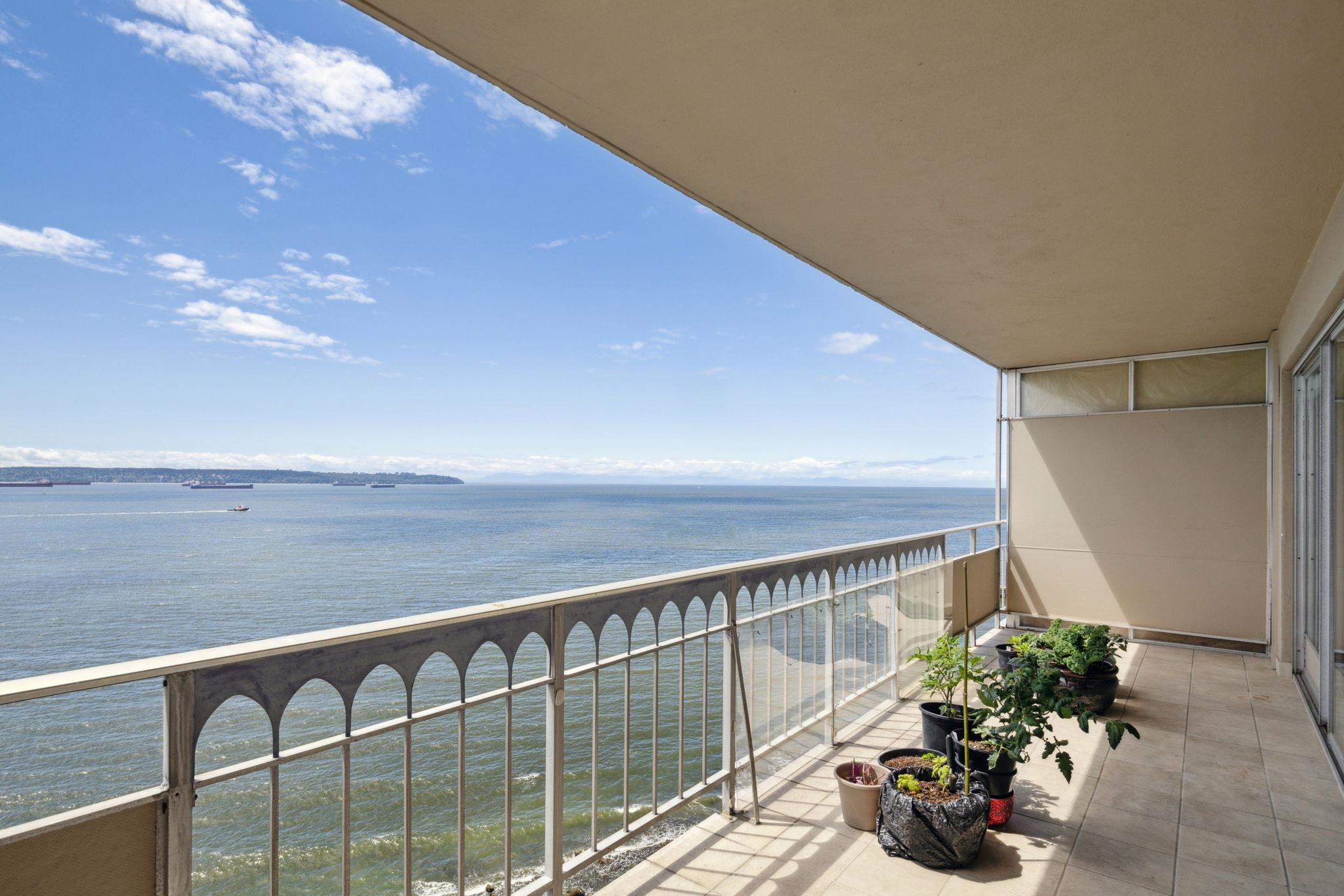 1507 150 24TH STREET, R3019548, BC,