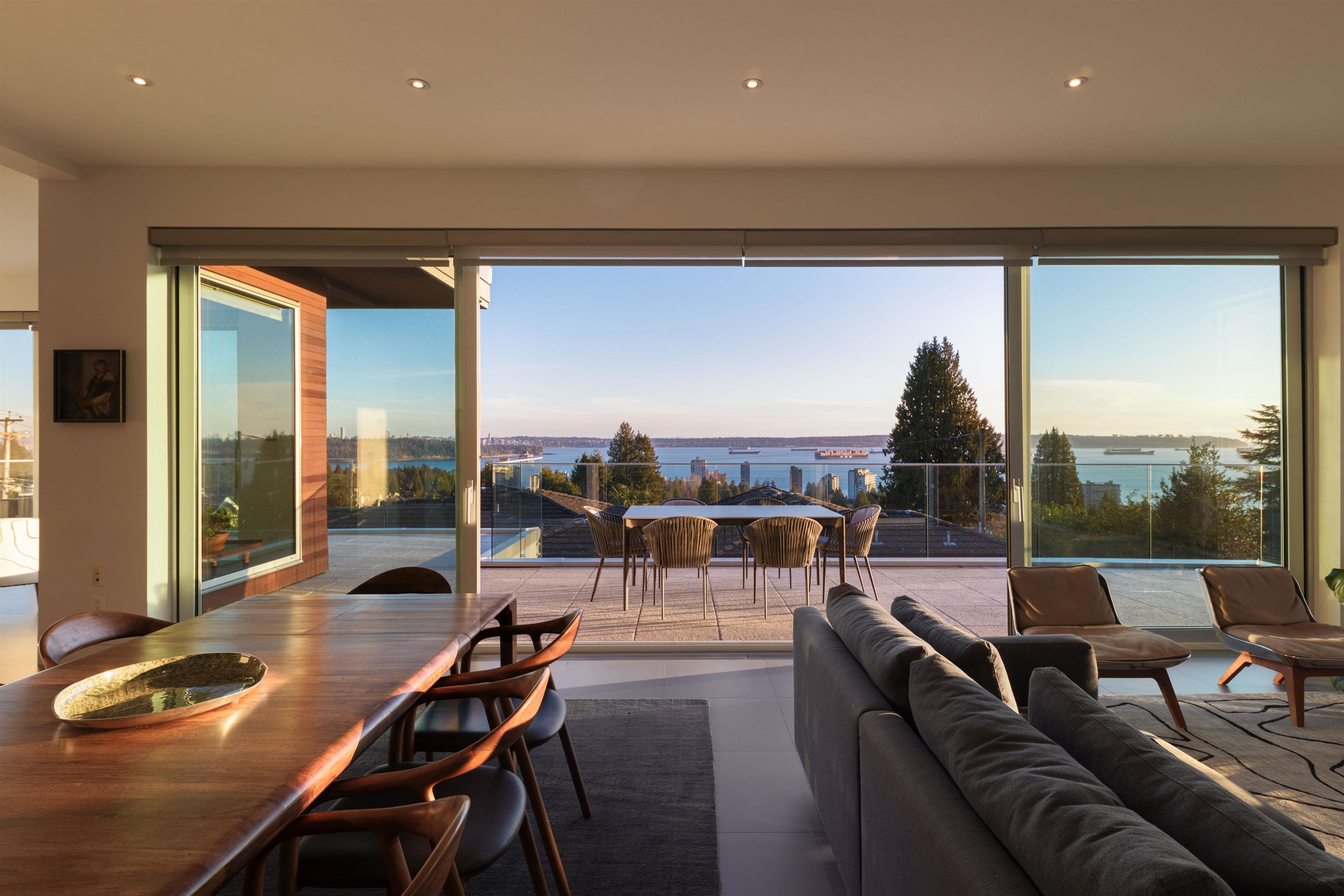 1715 22ND STREET, West Vancouver BC V7V 4E4, R3019738, BC,