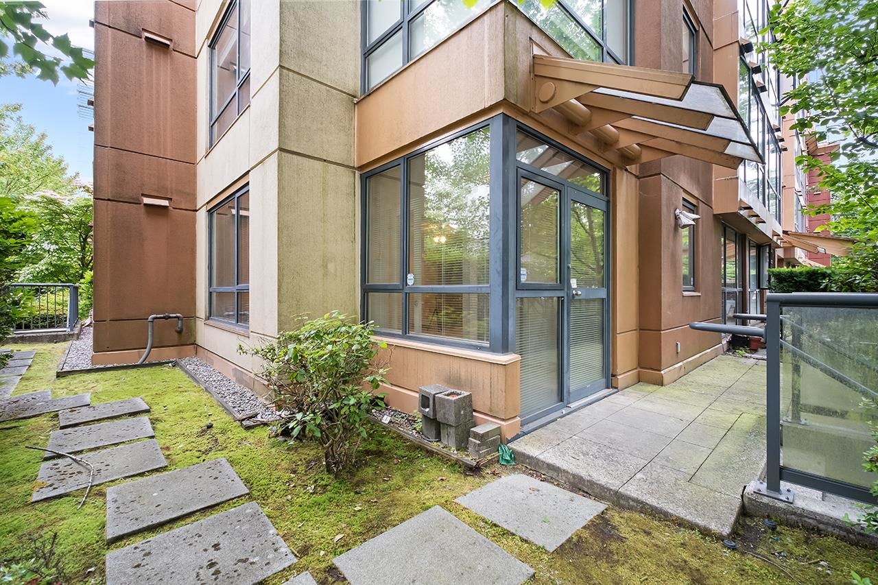 109 3588 VANNESS AVENUE, R3019890, BC,