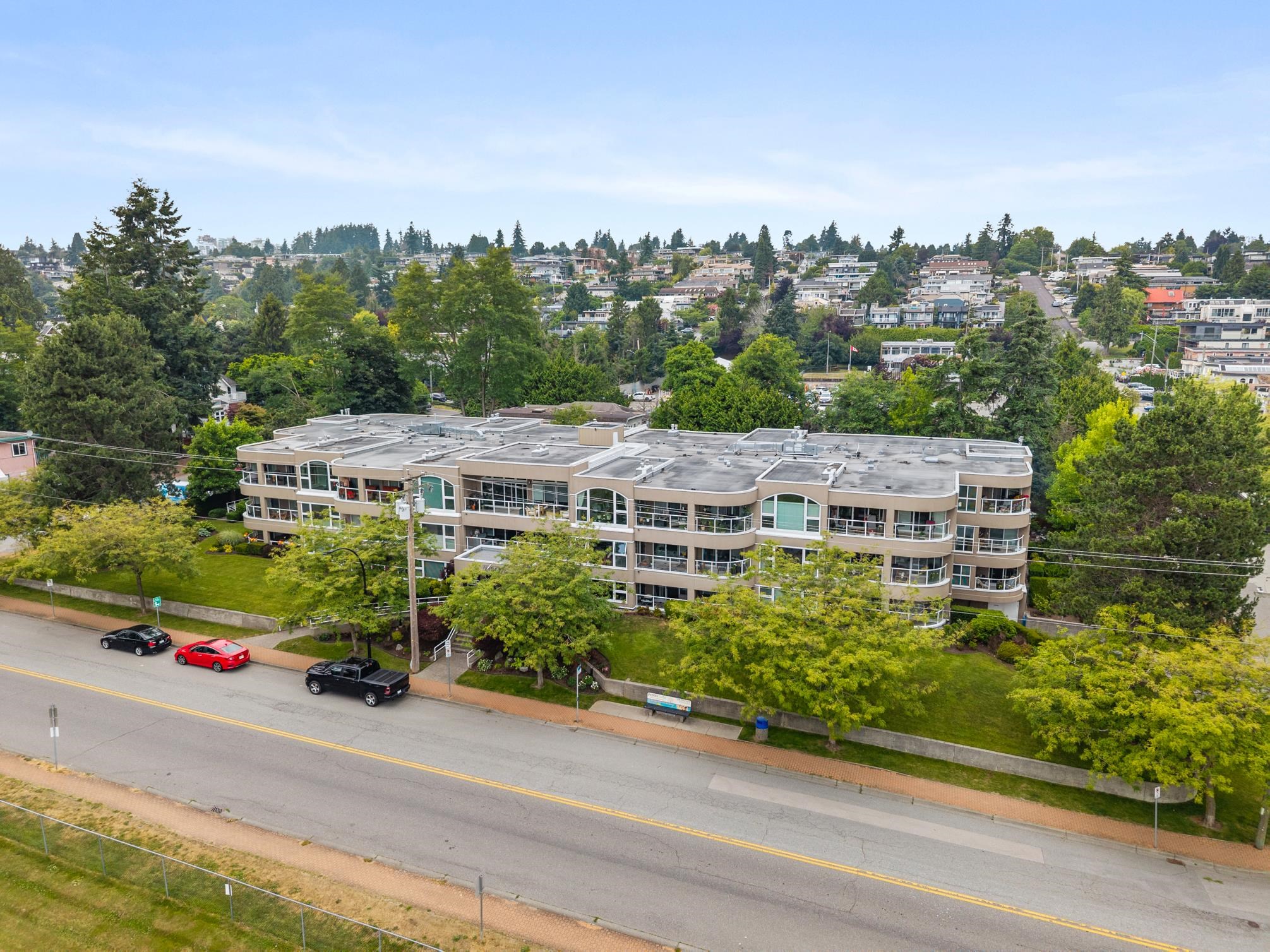 309 15809 MARINE DRIVE, R3019980, BC,