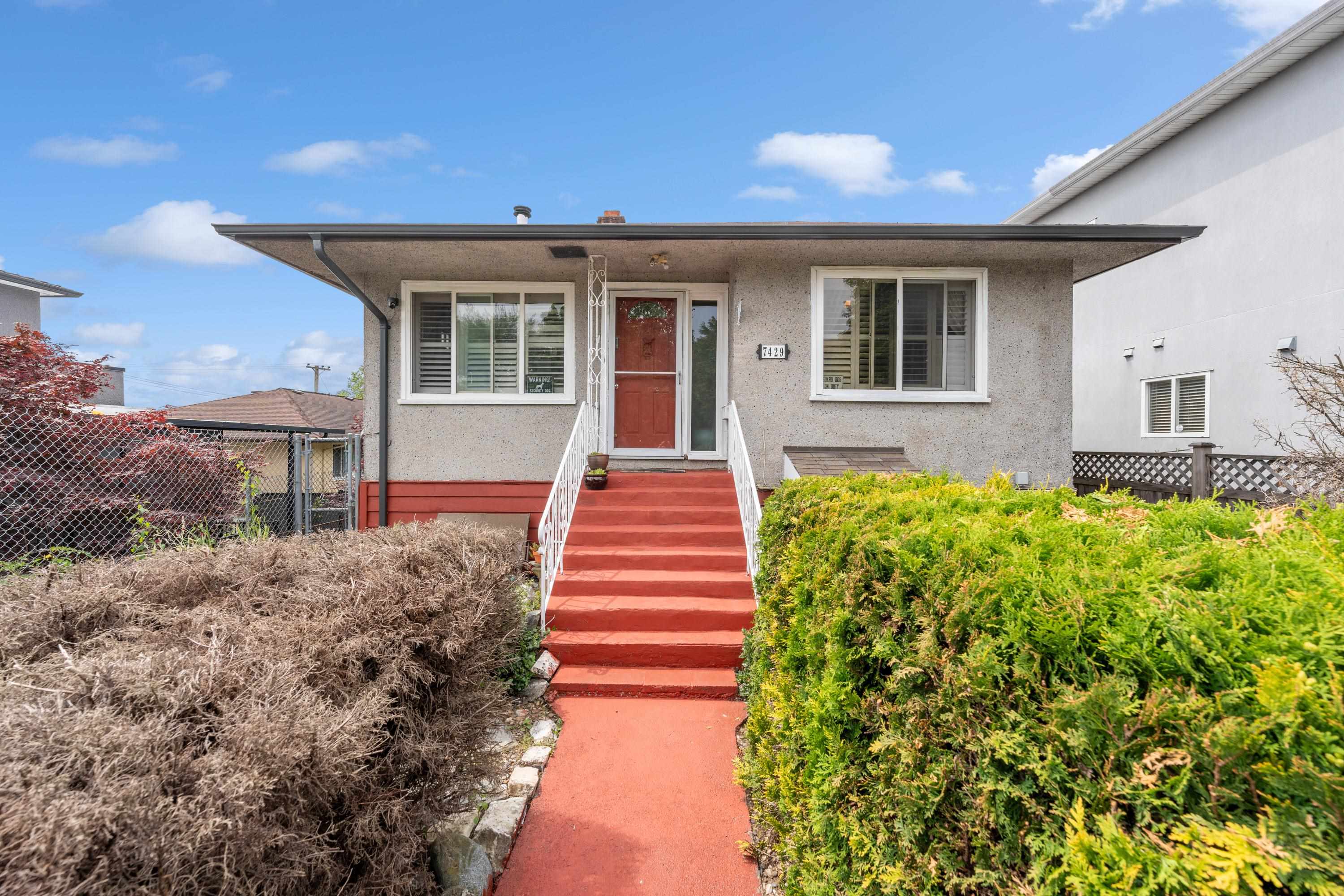 7429 FRASER STREET, Vancouver BC V5X 3W3, R3020055, BC,