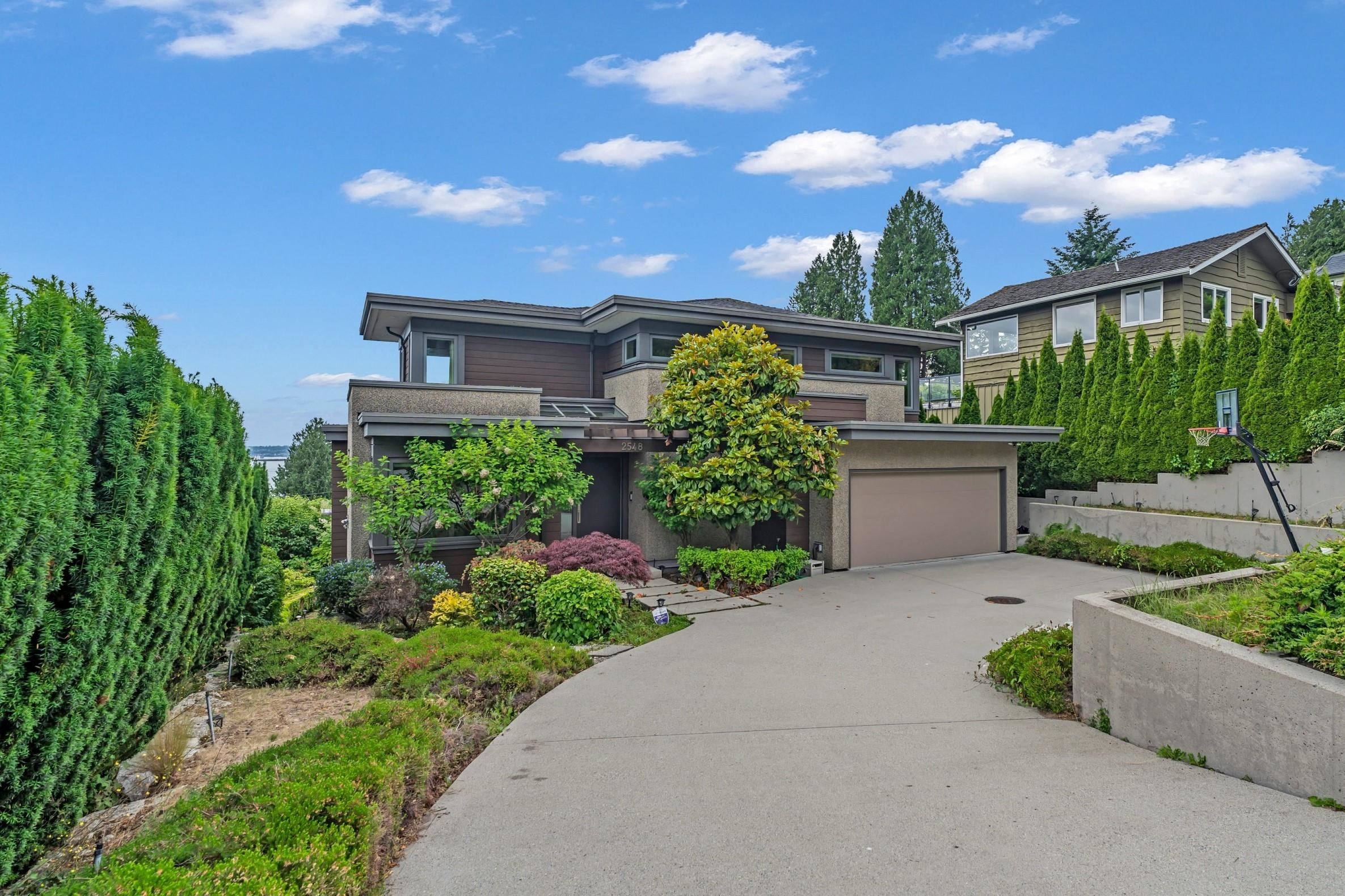 2548 MATHERS AVENUE, West Vancouver BC V7V 2J1, R3020100, BC,