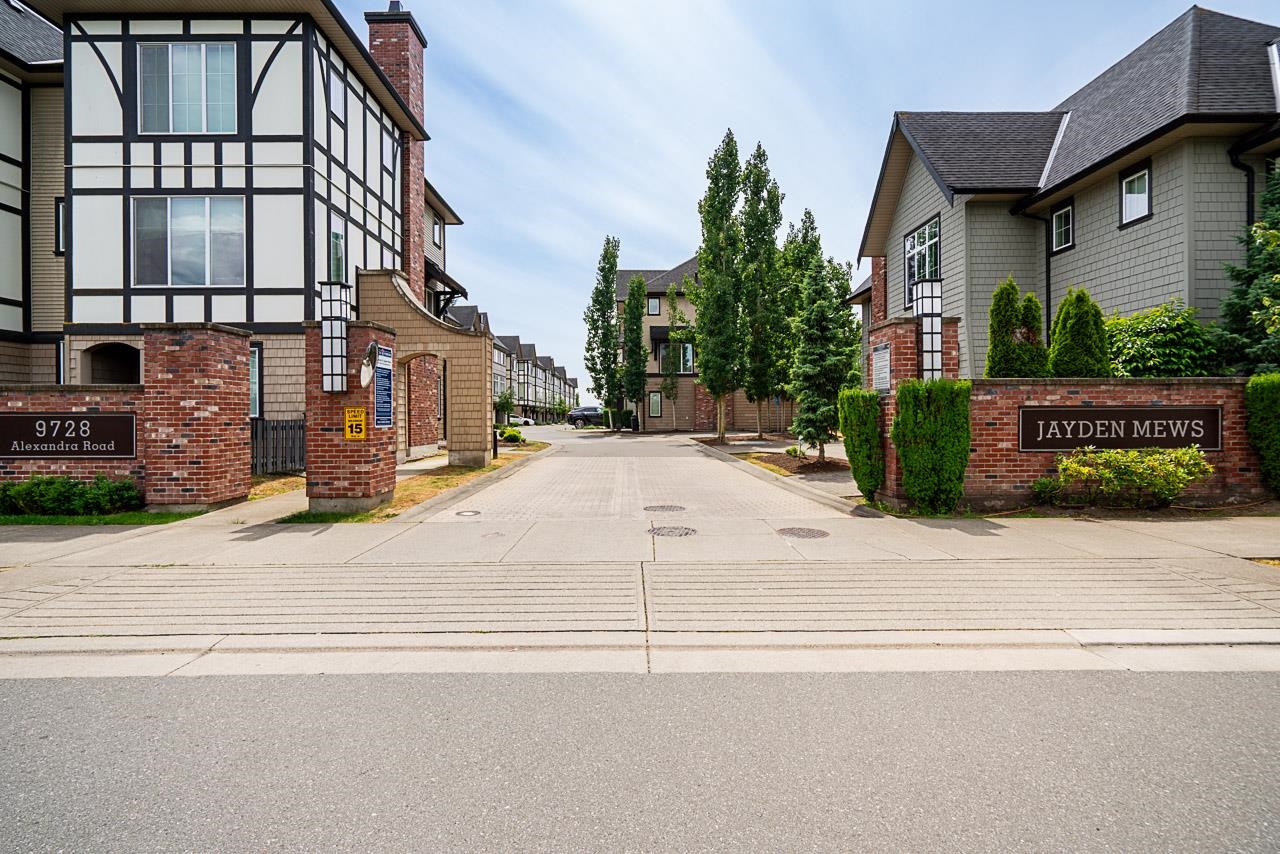 49 9728 ALEXANDRA ROAD, R3020149, BC,