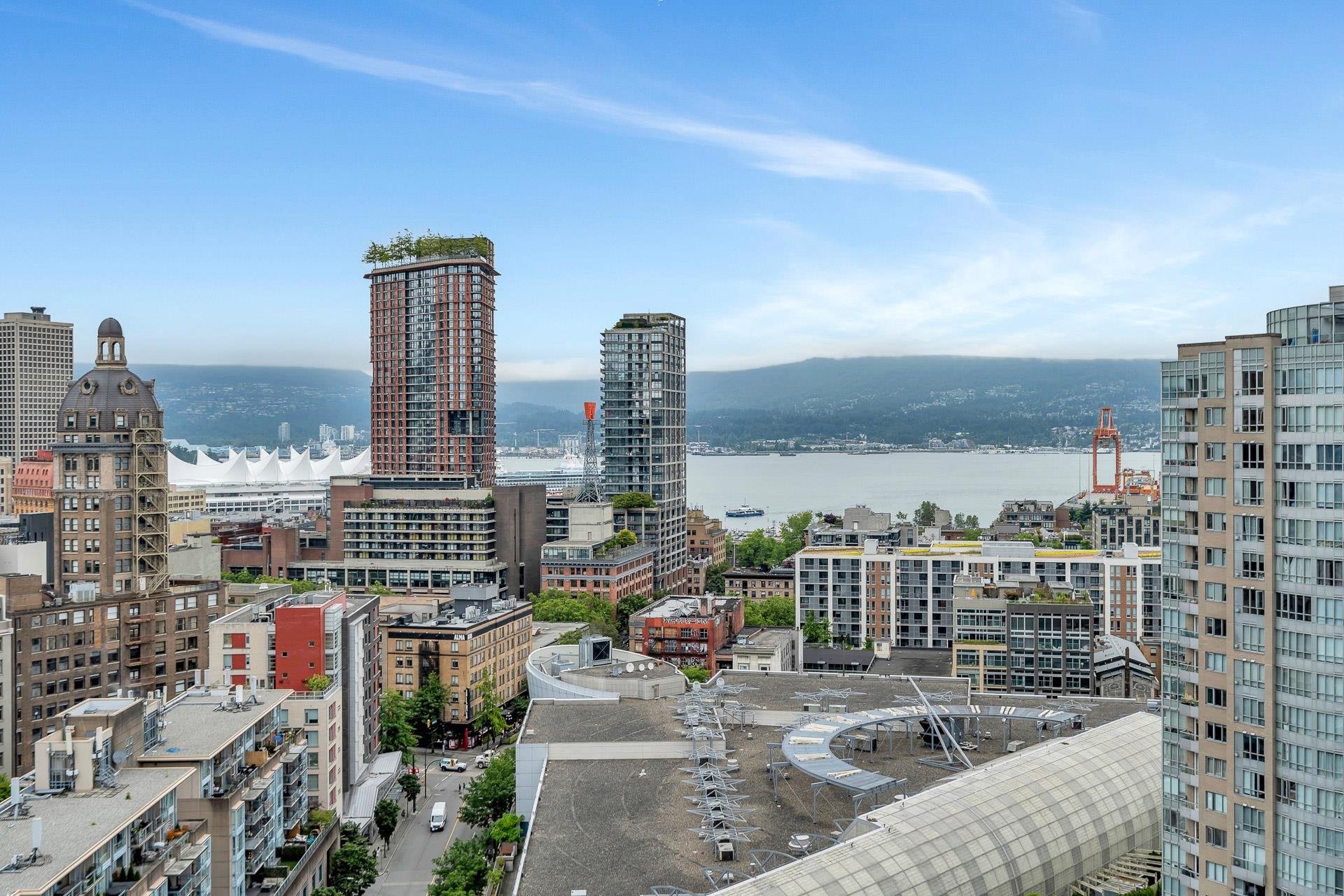 2707 688 ABBOTT STREET, R3020713, BC,